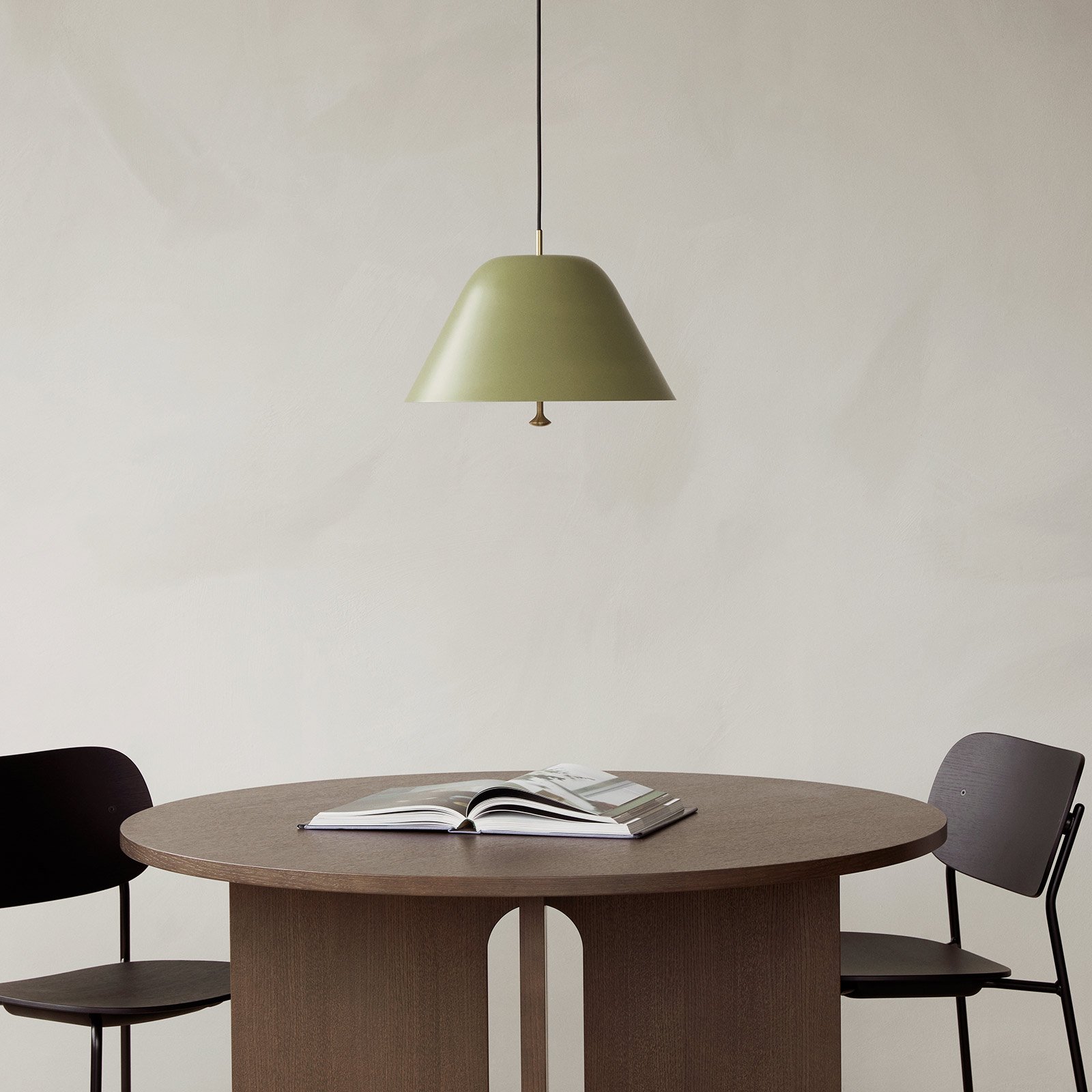 Levitate Hanglamp 40 Sage Green Brass - Audo Copenhagen