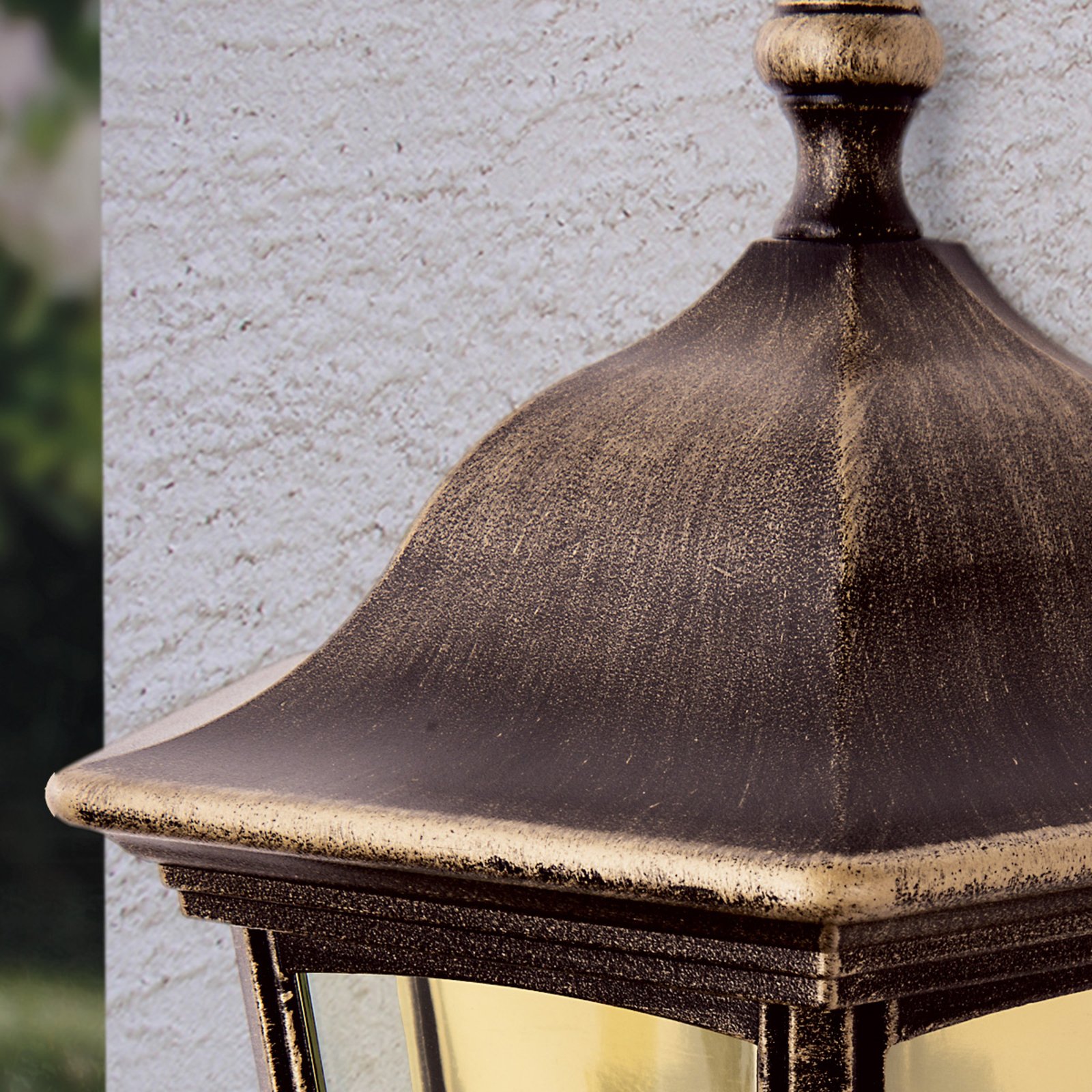 Puchberg vanjska zidna svjetiljka, direktna, crna i zlatna