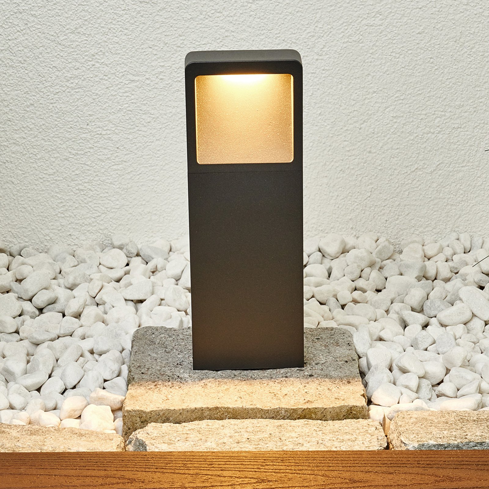 Leya LED Outdoor Garden Lamp IP54 Graphite - Lucande