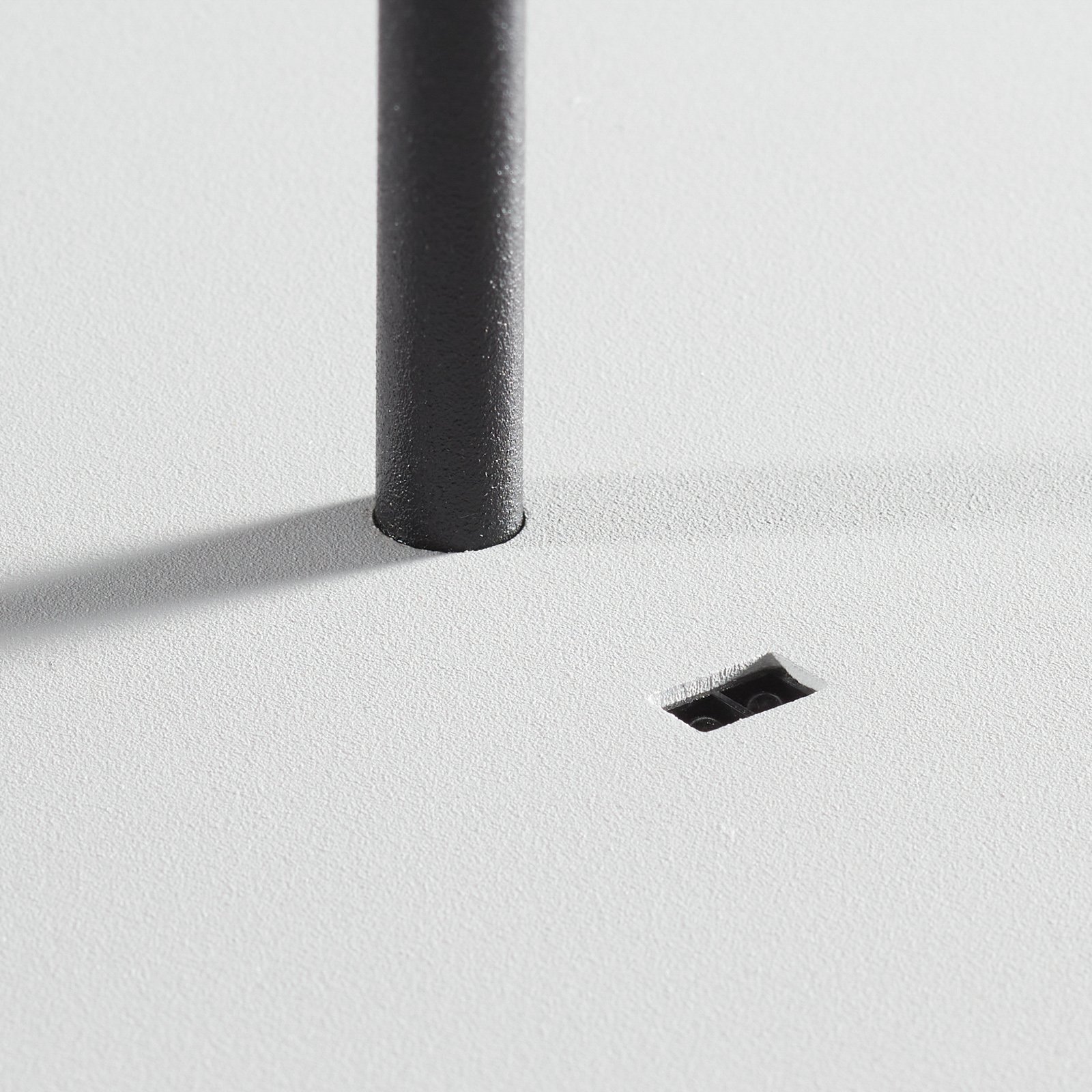 Scave LED-Tischleuchte Sensor-dim Fuß weiß