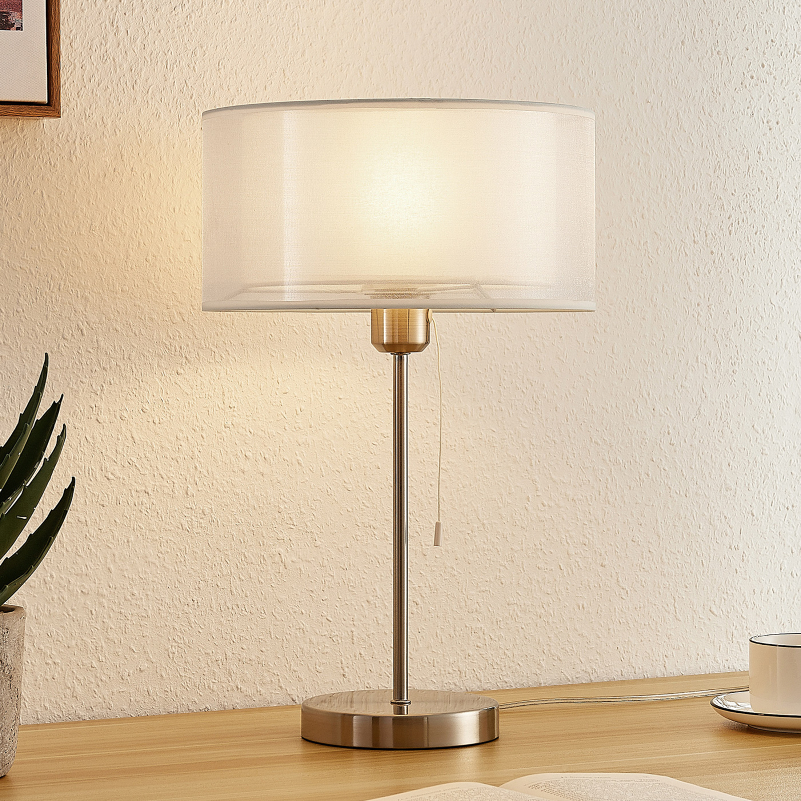 Lindby Taxima table lamp, white