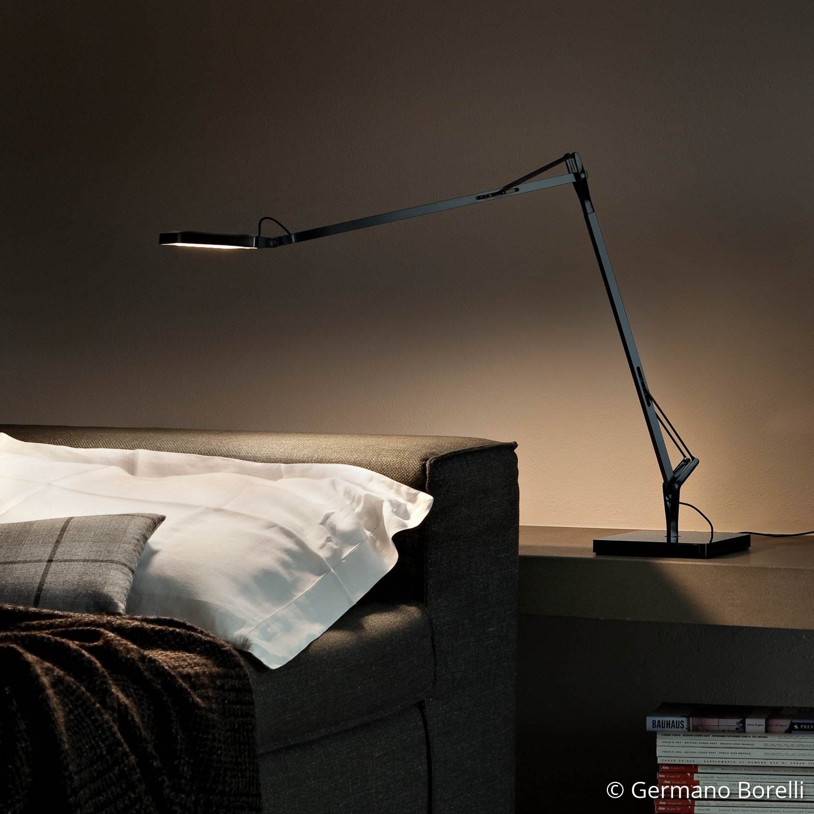 Kelvin LED GM Tischleuchte Schwarz - Flos