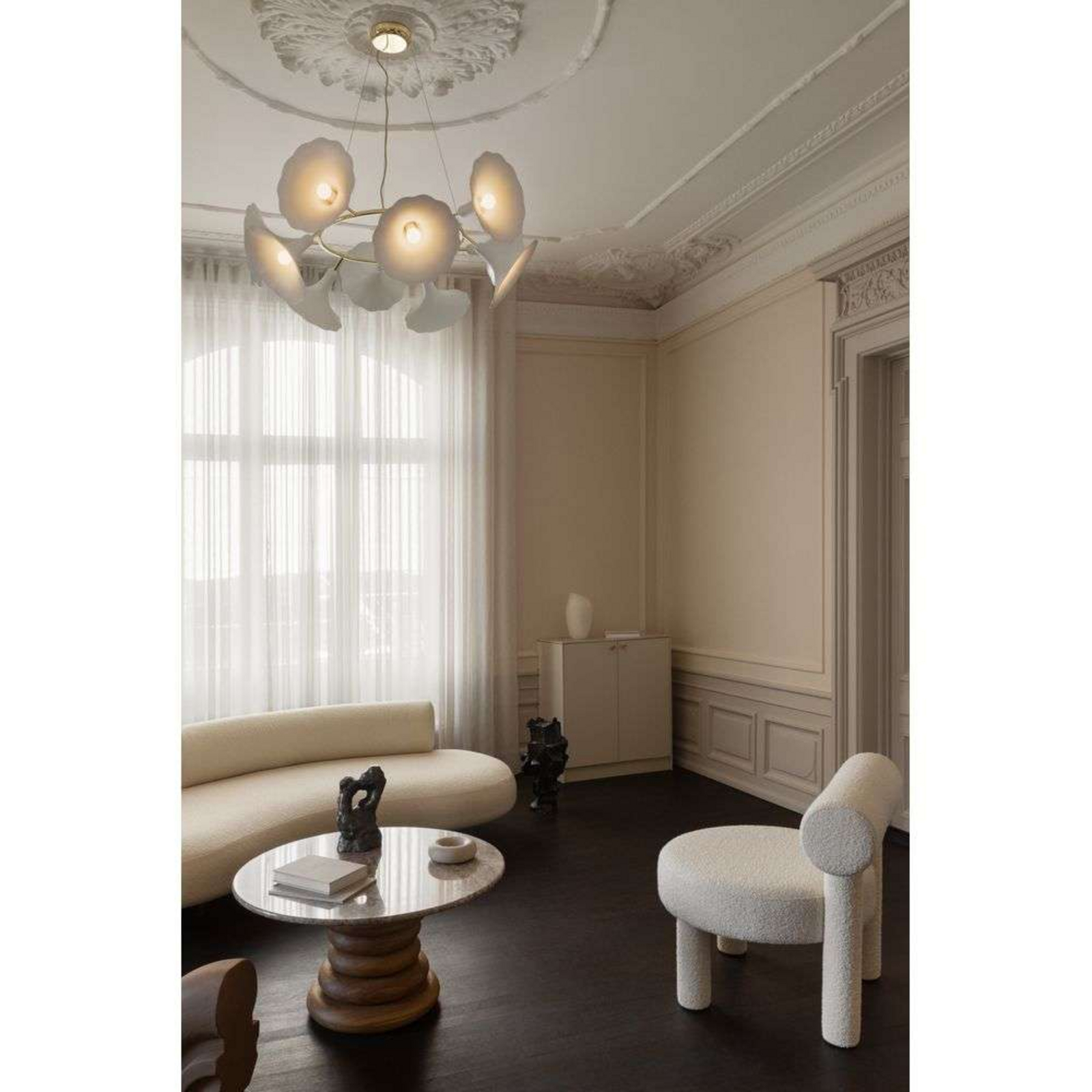 Petalii 10 Chandelier White/Polished Brass - Nuura