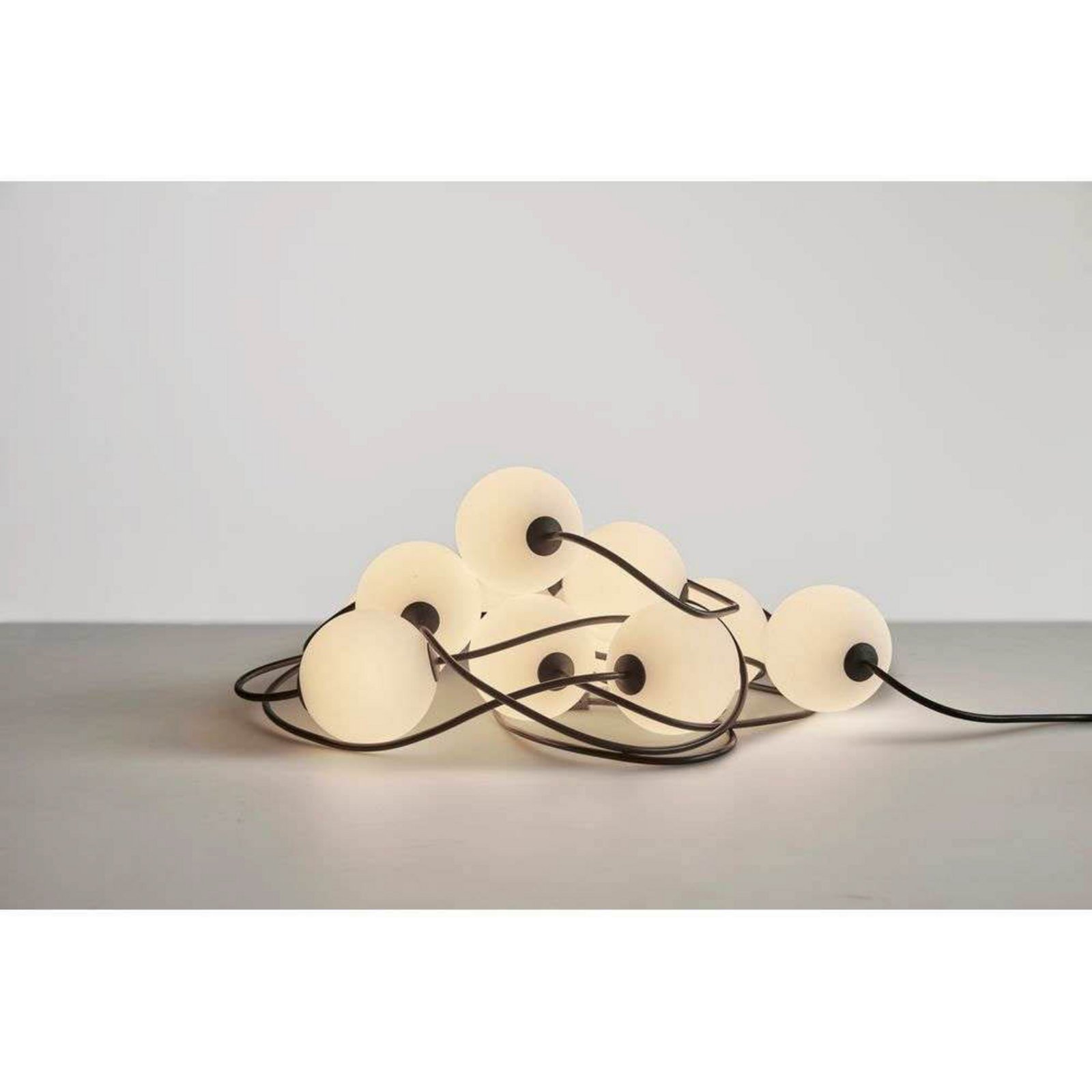 LOOM DESIGN lyskæde Miss Garland 20, IP44, PVC