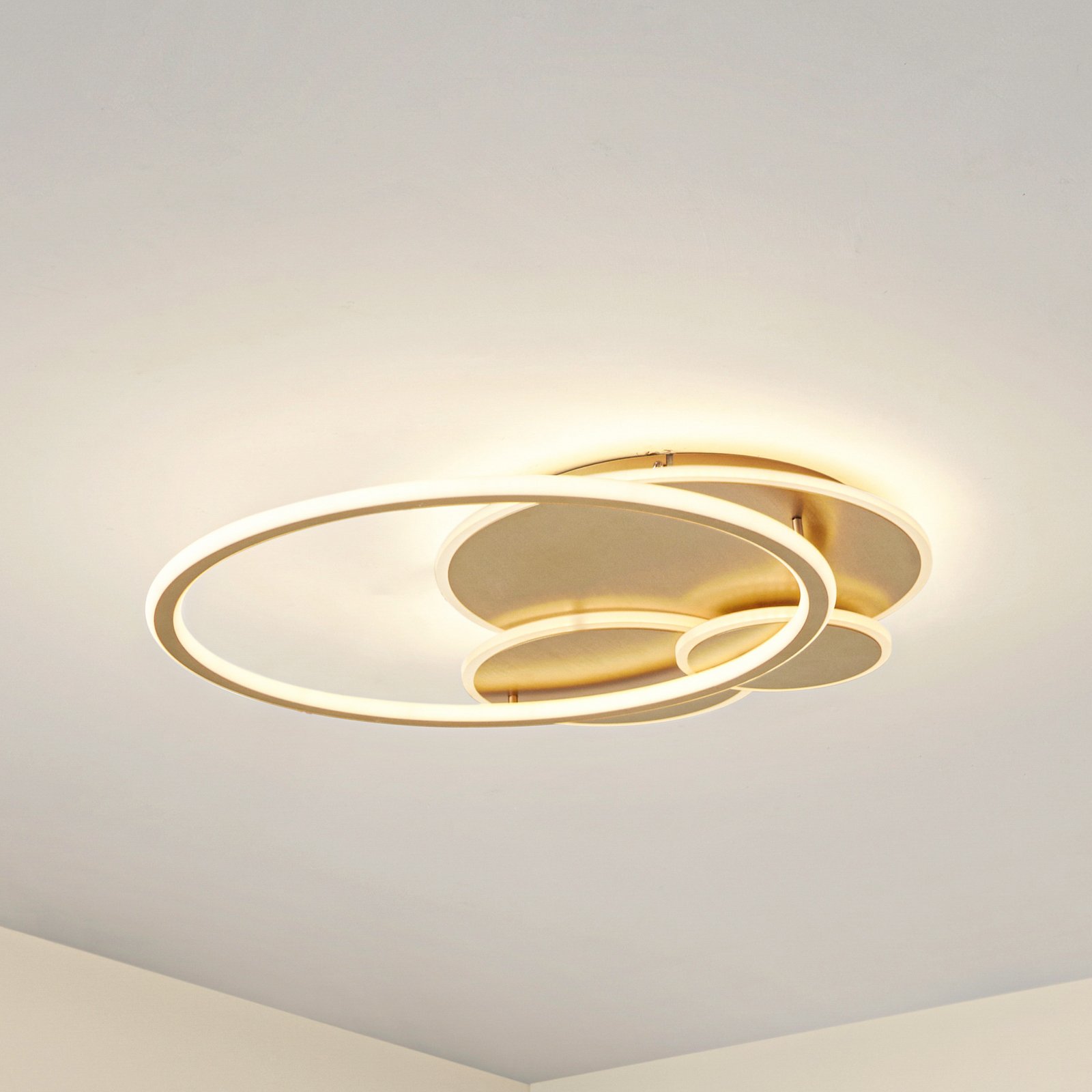 Lucande LED-Deckenleuchte Circulo, gold, 60 cm CCT, dimmbar