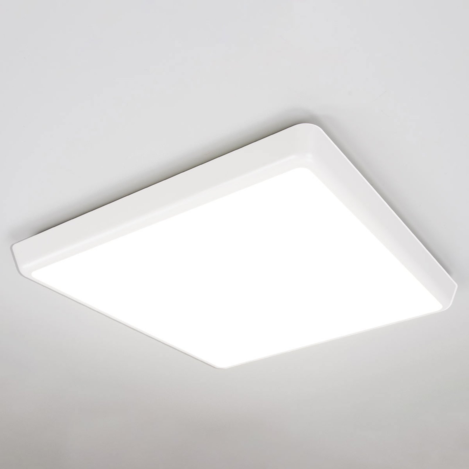 Arcchio Discreet LED ceiling lamp Augustin, IP54 40 cm, for Bathroom, polycarbonate, 27 W, energy efficiency: A+, L: 40 cm, W: 40 cm, H: 5.1 cm