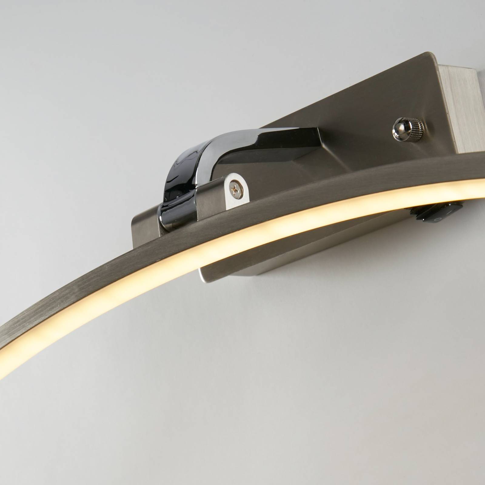 E-shop Nástenné svietidlo LED Santorini, šírka 40 cm, chróm, výklopné