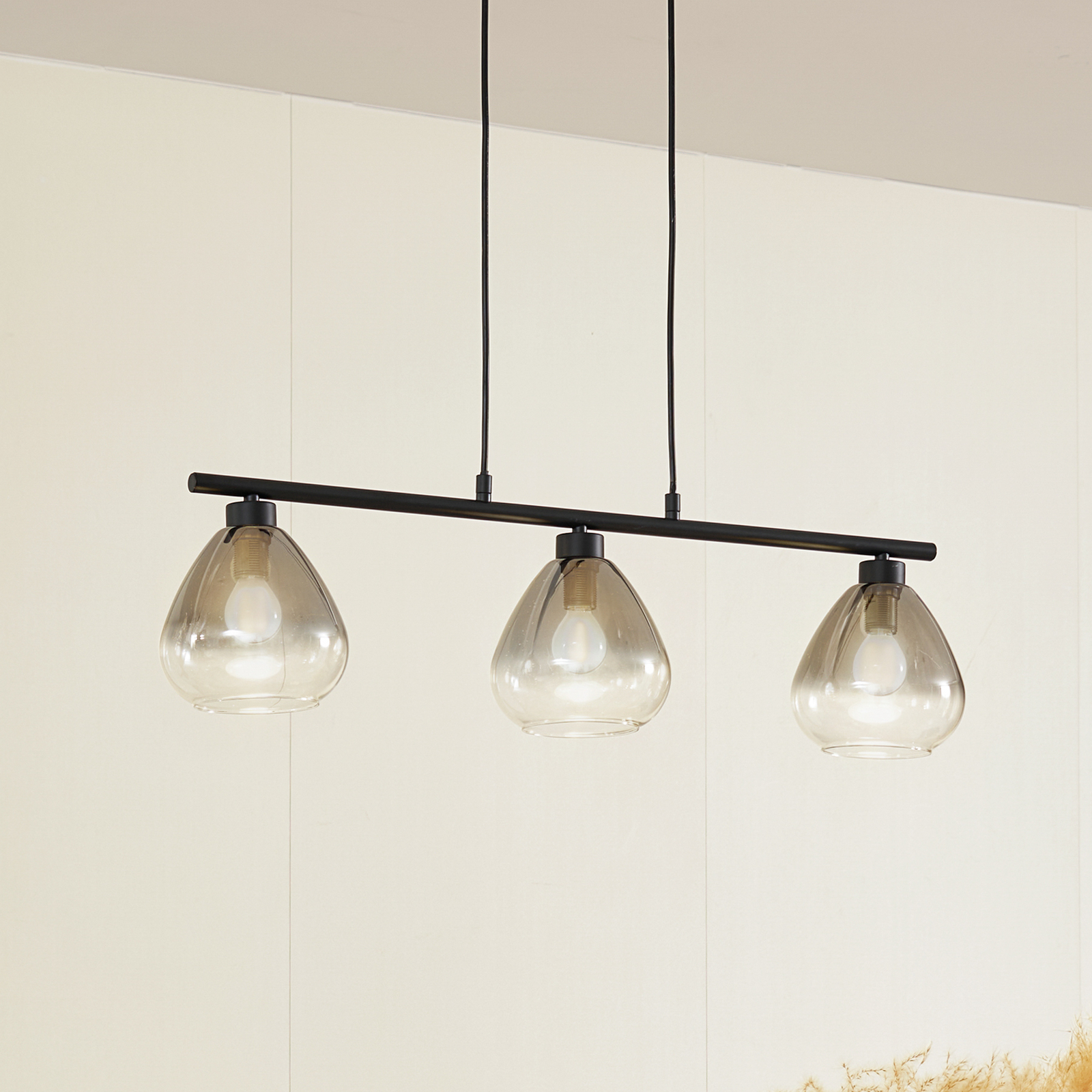 Lindby suspension Pendura, noir, verre, longueur 75 cm