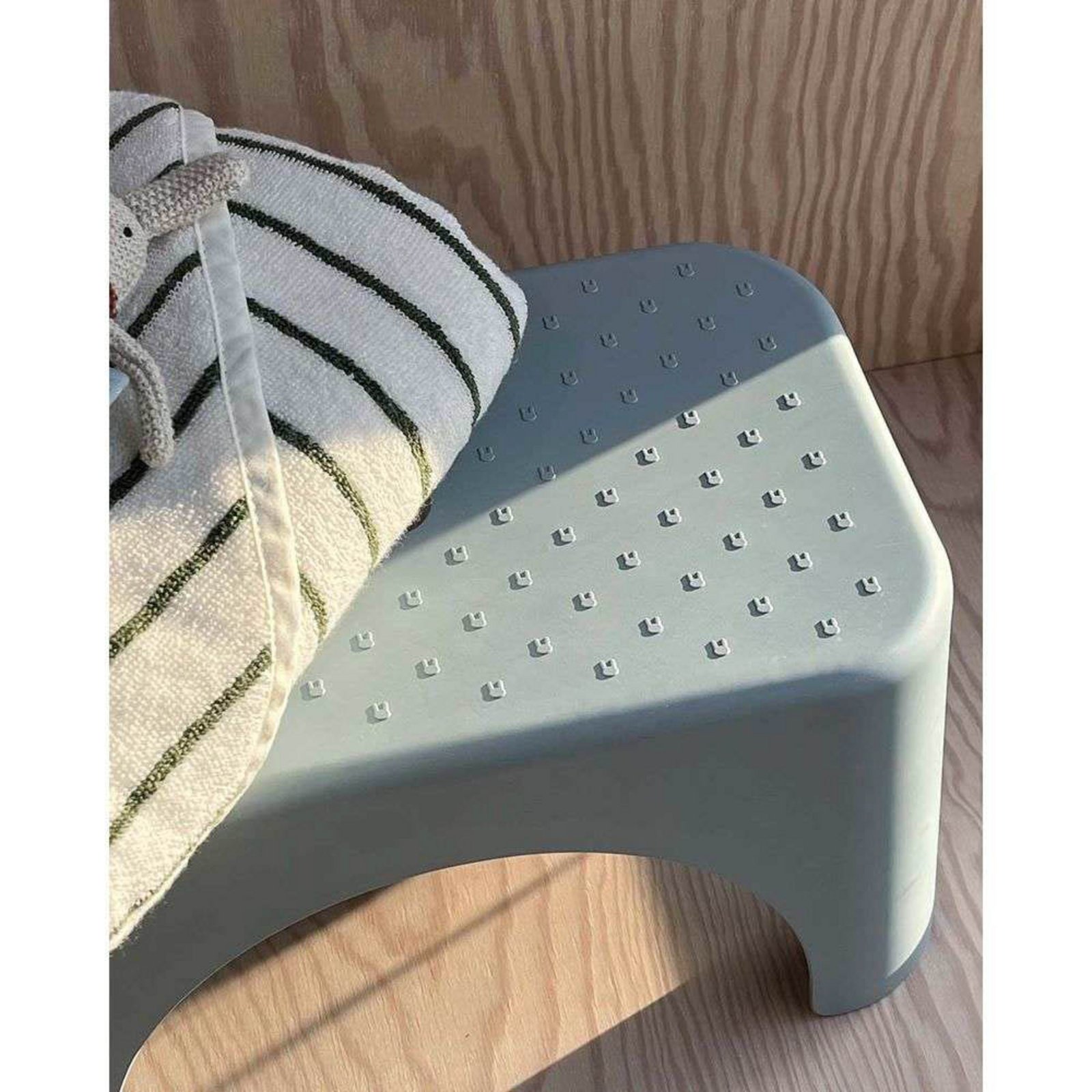 Rabbit Hocker Blue - OYOY Living Design