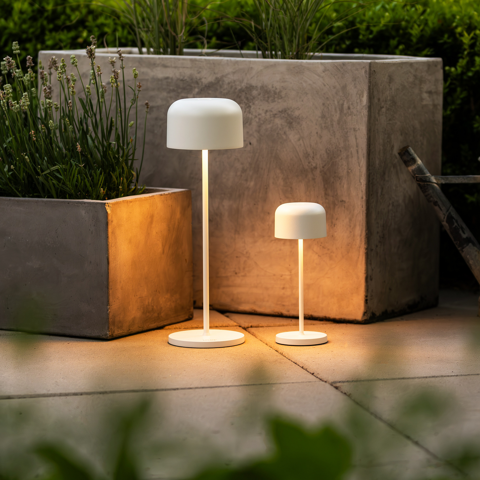 LED tafellamp Lille, hoogte 36 cm, wit, IP54, USB