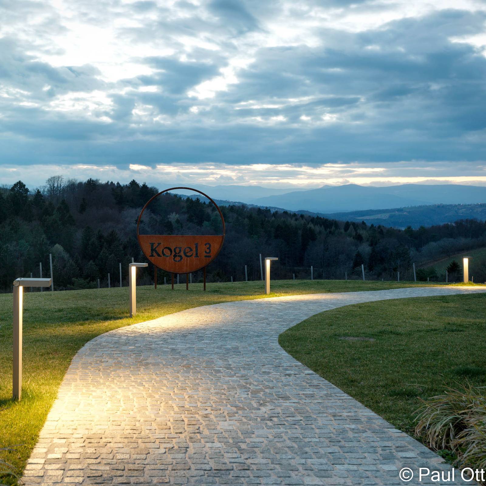 XAL Streamcut LED-Wegeleuchte asymmetrisch grau günstig online kaufen