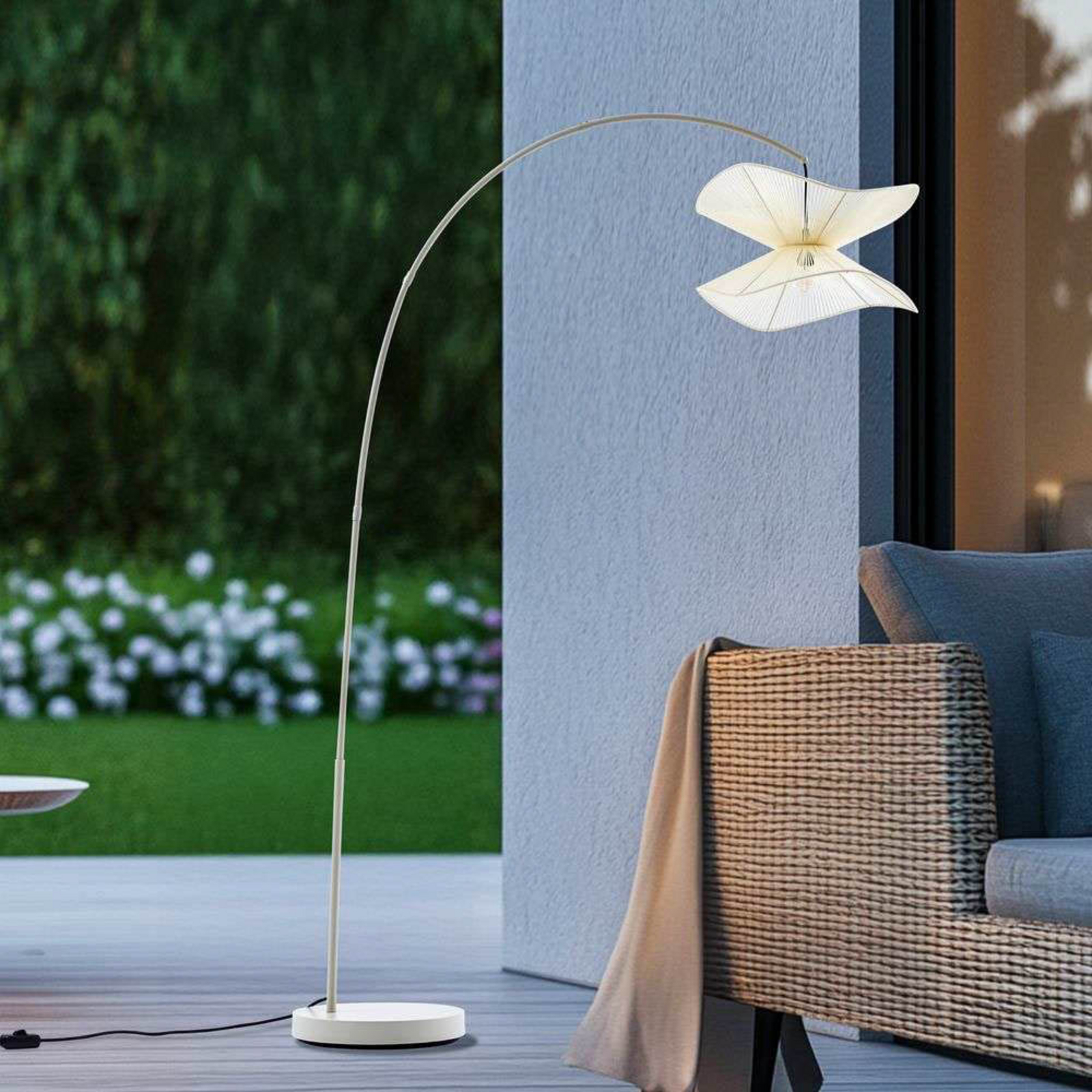 Valdorin Na zewnątrz Lampa Podłogowa Beżowy - Lindby