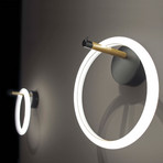 LED-Wandleuchte Ulaop mit einem Plexiglasring