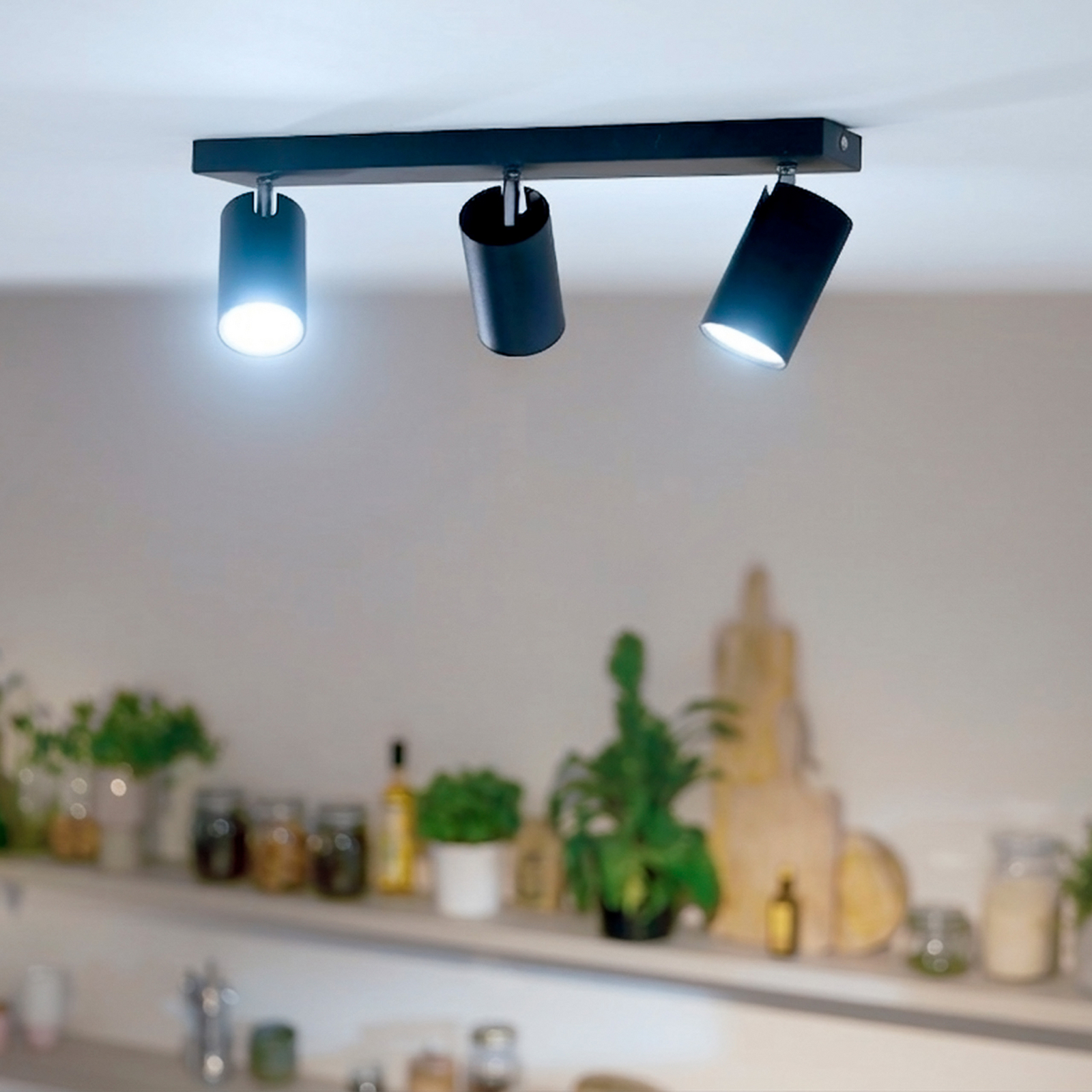 Philips GU10 réflecteur LED 2,1W 375lm 36° 4 000K Philips GU10 réflecteur LED 2,1W 375lm 36° 4 000K