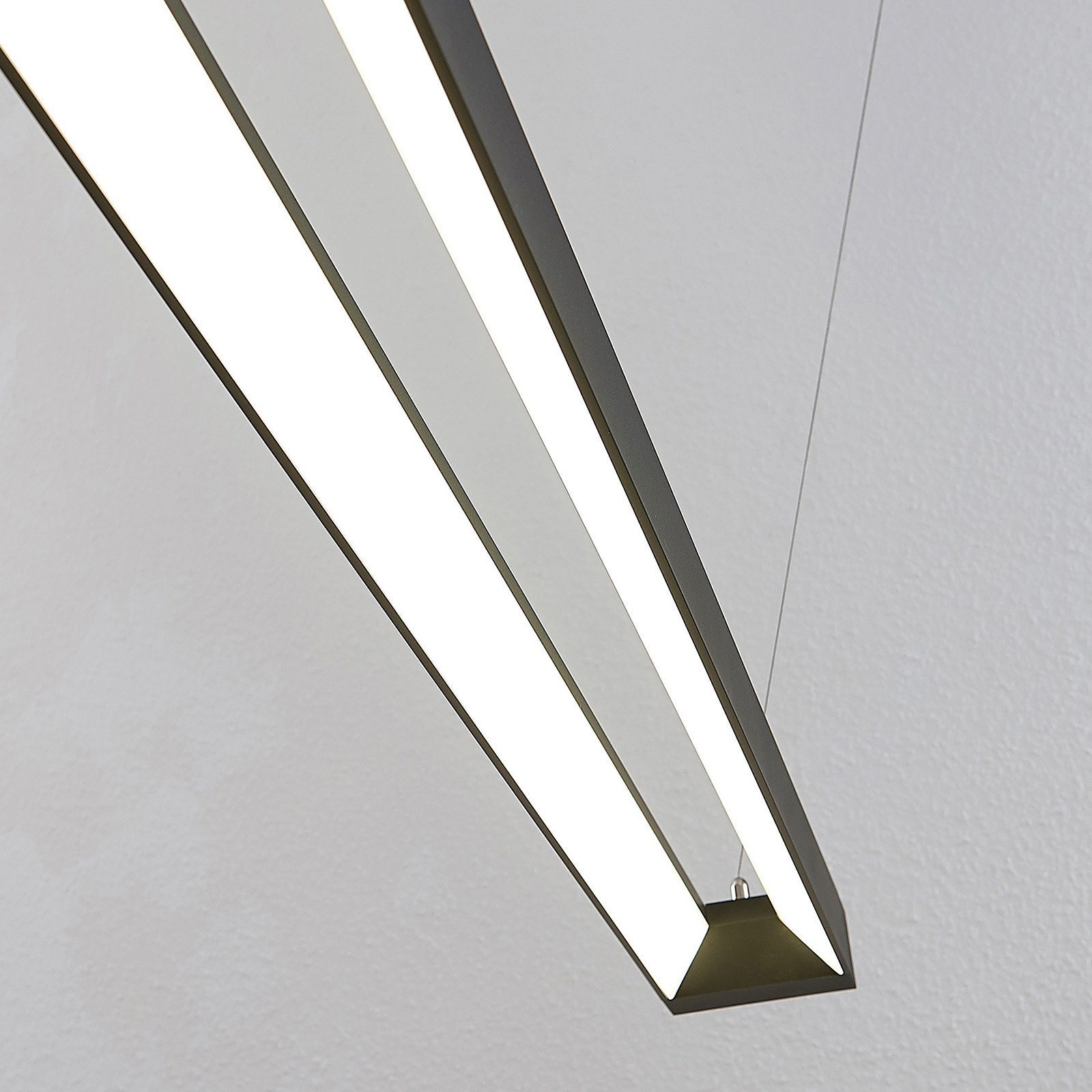 Arcchio LED-Pendellampe Cuna, schwarz, 162cm, Metall