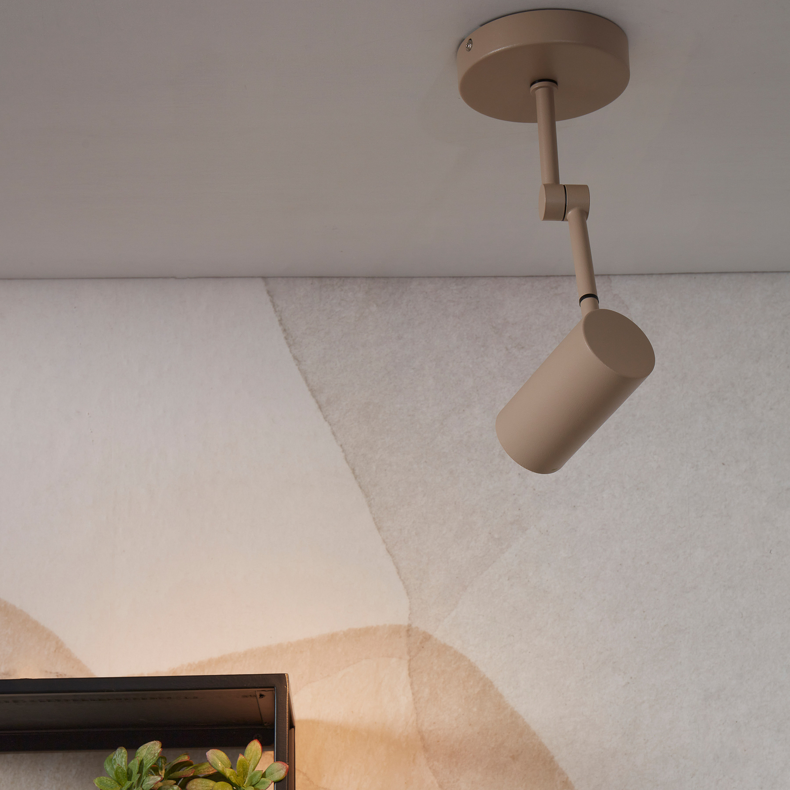 It's about RoMi downlight Montreux, sand, adjustable