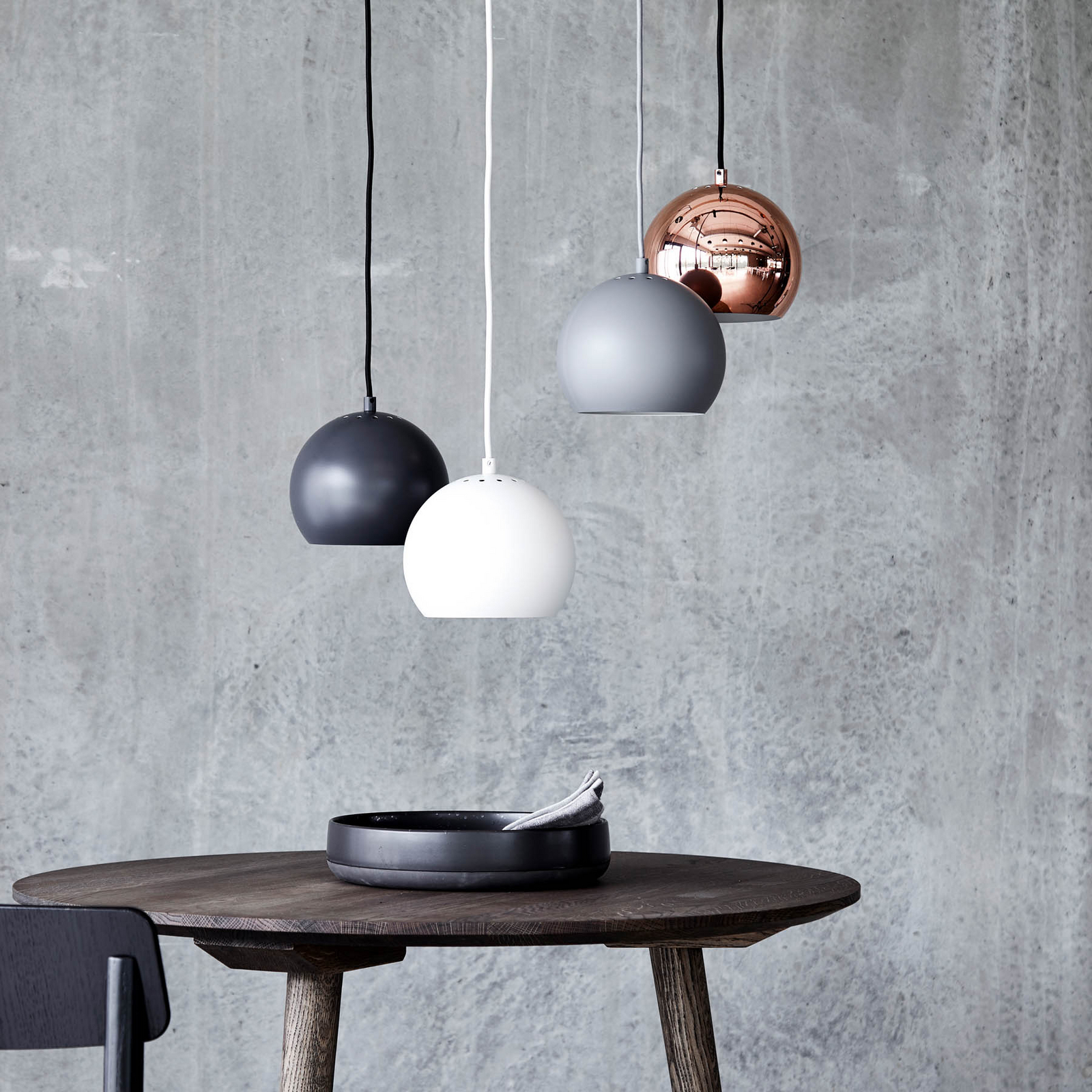 Ball Lampa Wisząca Matt Dark Grey - Frandsen