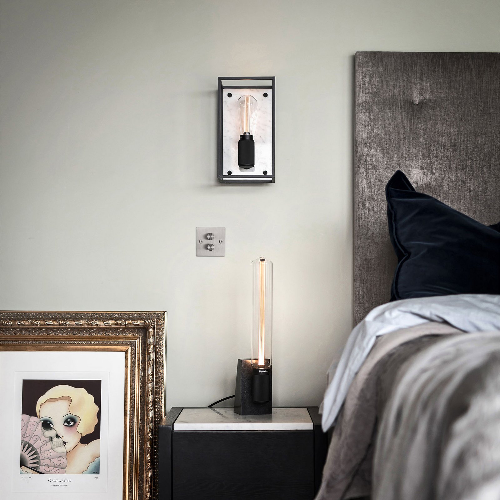 Caged Wall medium væglampe marmor hvid - Buster + Punch