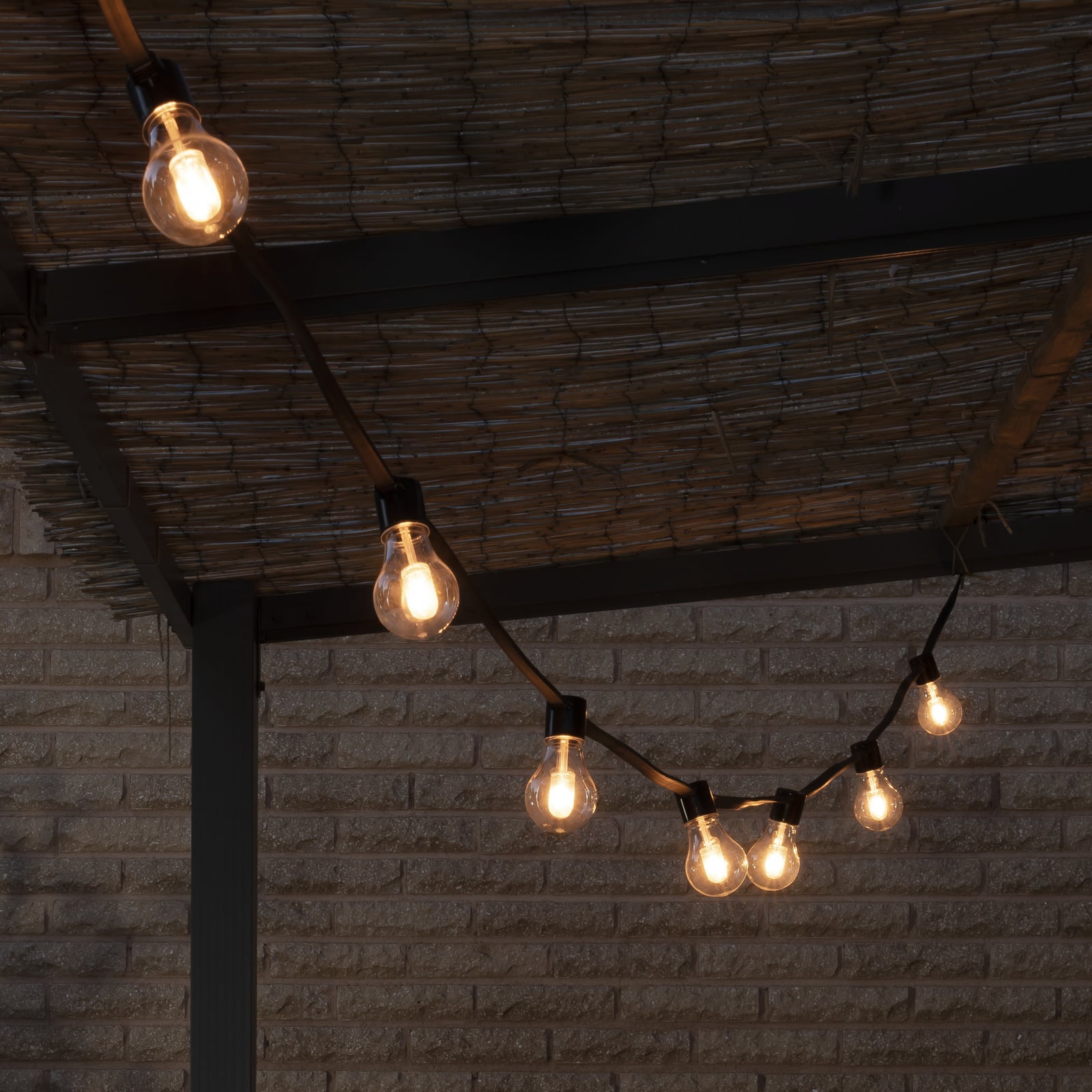 LED-solcellsljusslinga för fest, 6,2 W, bärnstensfärgad, IP44, 1800 K