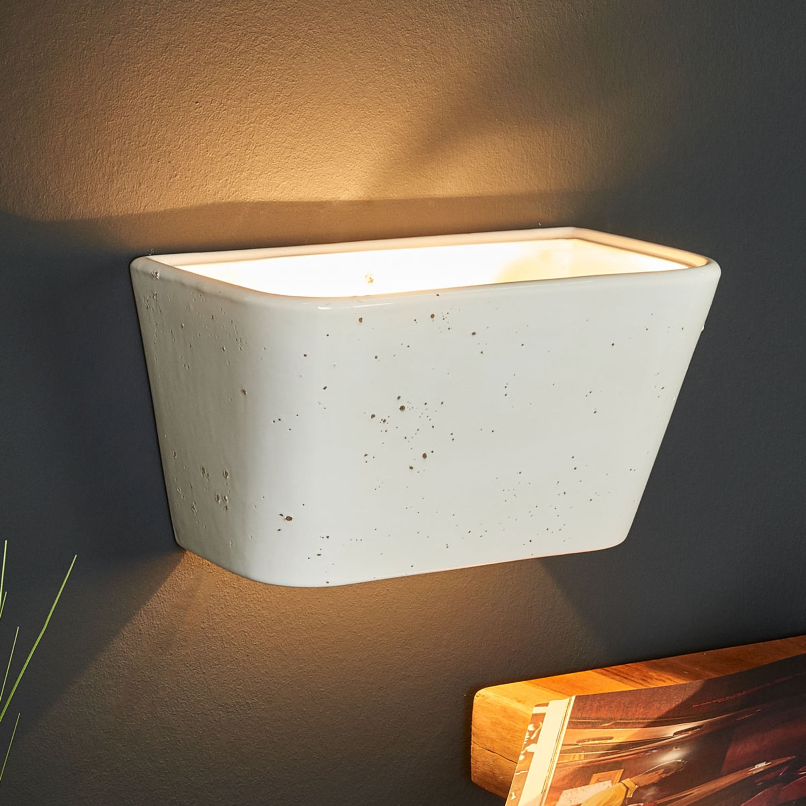 Eurokeramic Square wall light Patricia made of ceramics, for Living / Dining Room, ceramics, E27, 60 W, energy efficiency: A++, W: 28 cm, H: 15 cm