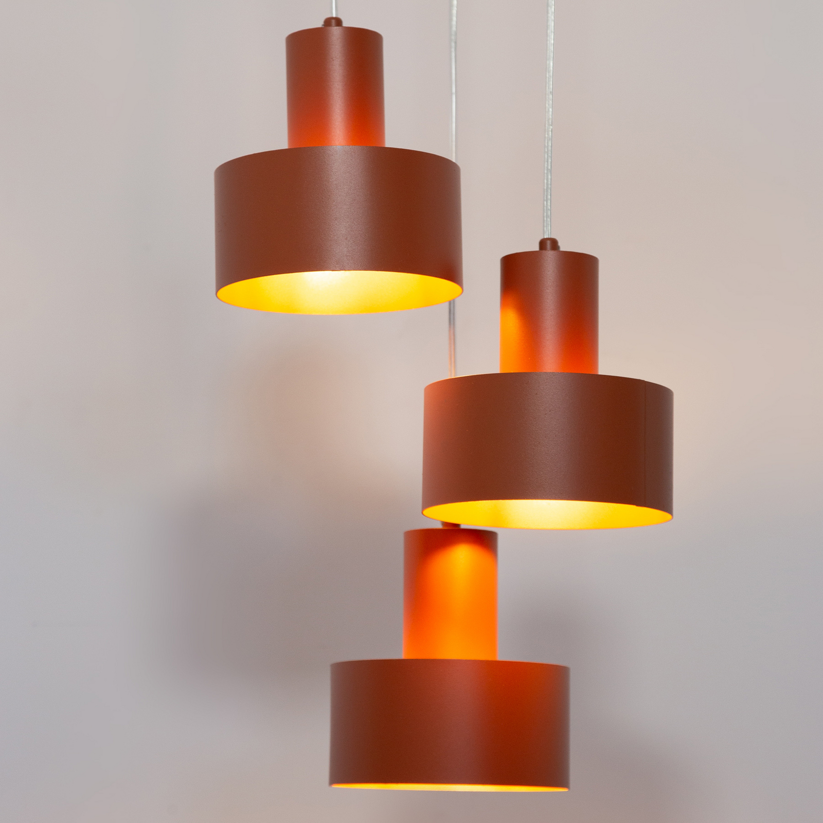 Rif 3 pendant light, brick red, round, 3-bulb, Ø 33 cm