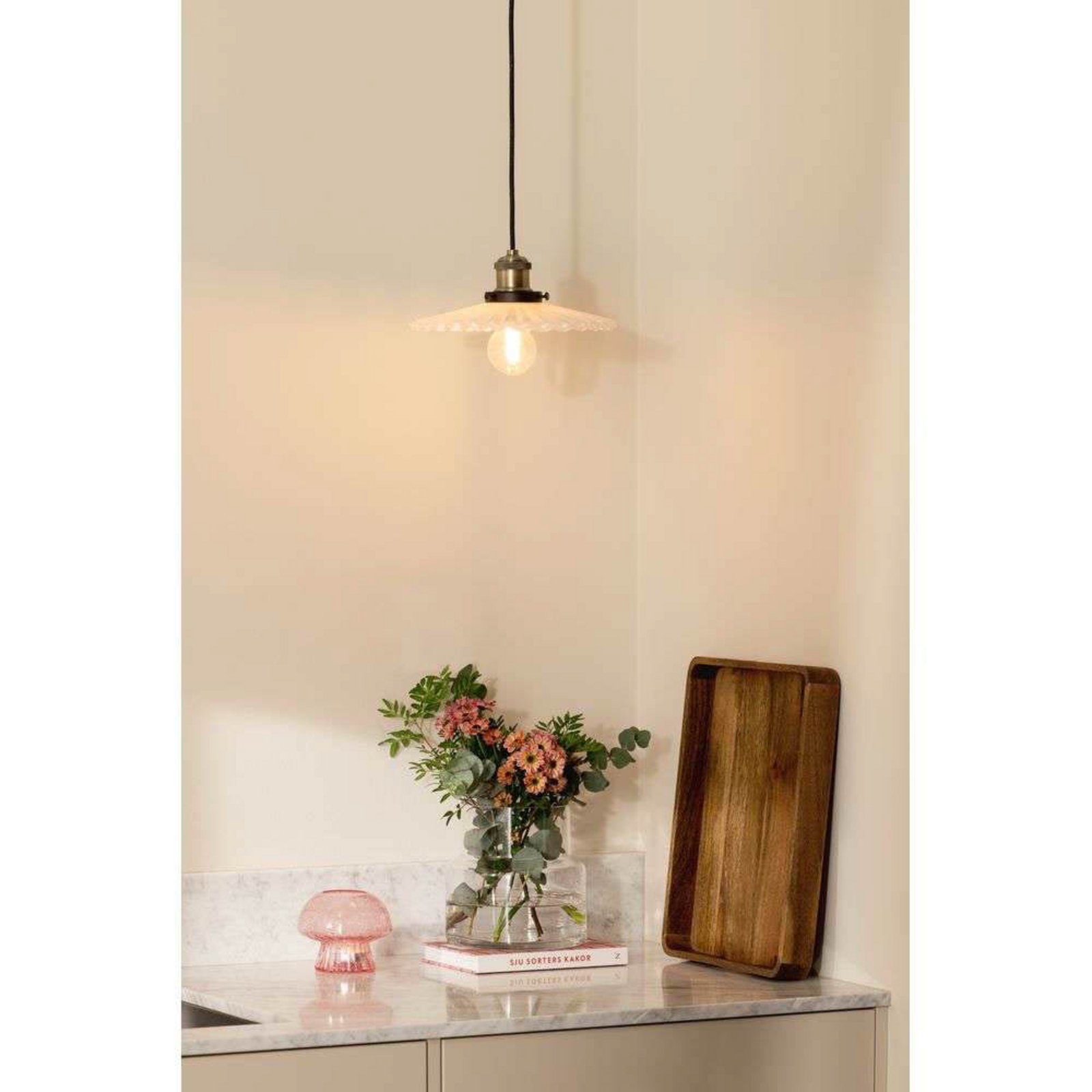 Globen Lighting Pendelleuchte COBBLER, weiß, Ø 25 cm Globen Lighting Pendelleuchte COBBLER, weiß, Ø 25 cm