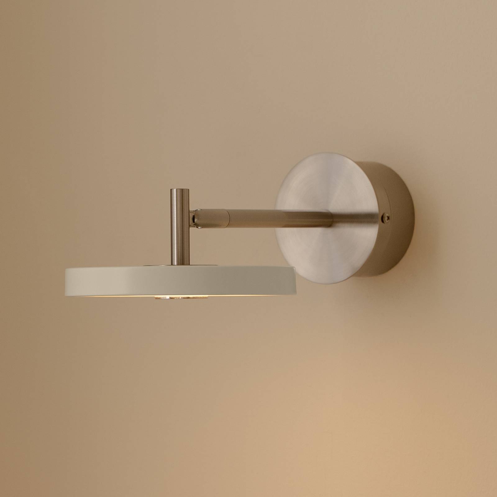 Applique murale LED UMAGE Asteria Short, grise, en acier, raccordement direct