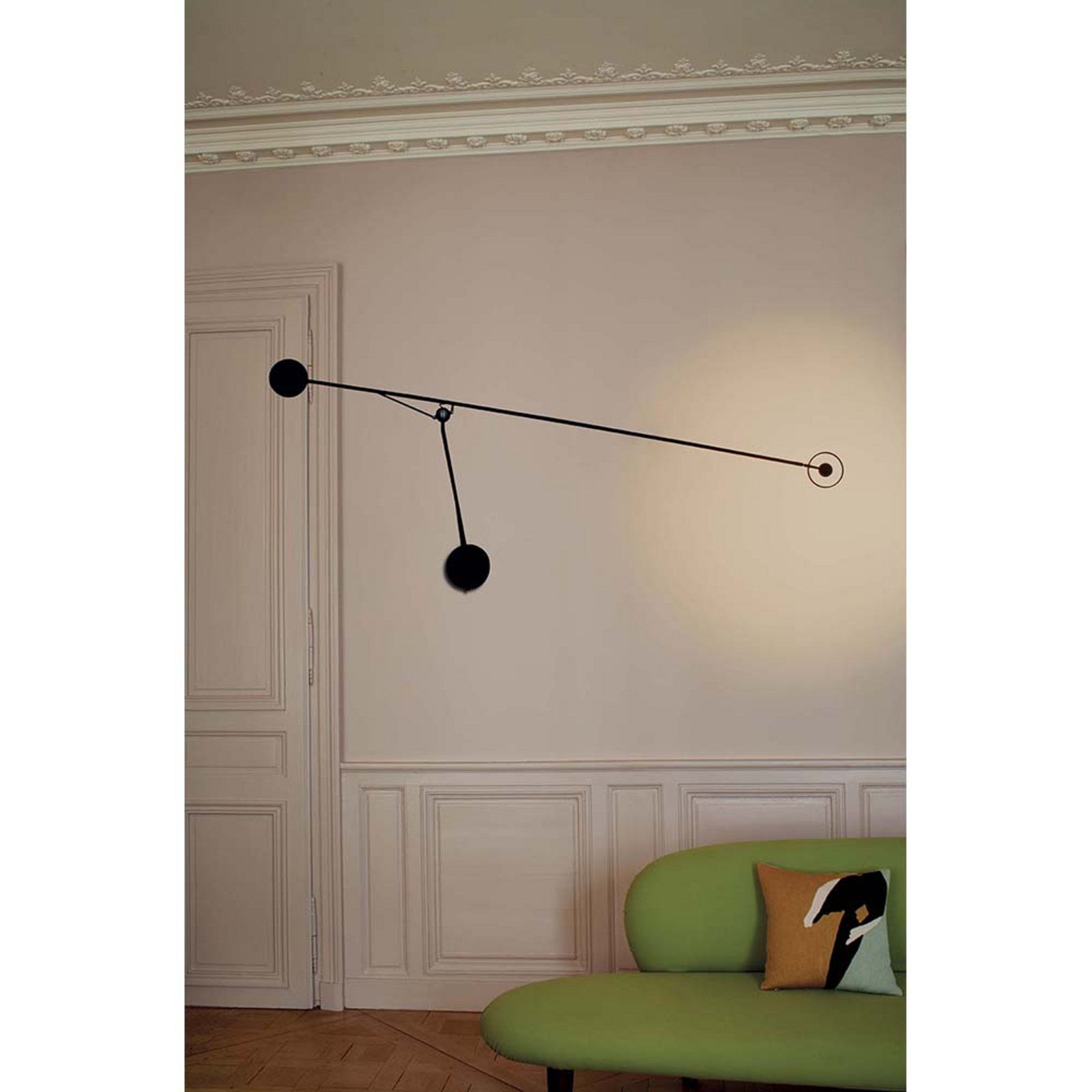 Aaro Floor Lamp Black - DCW