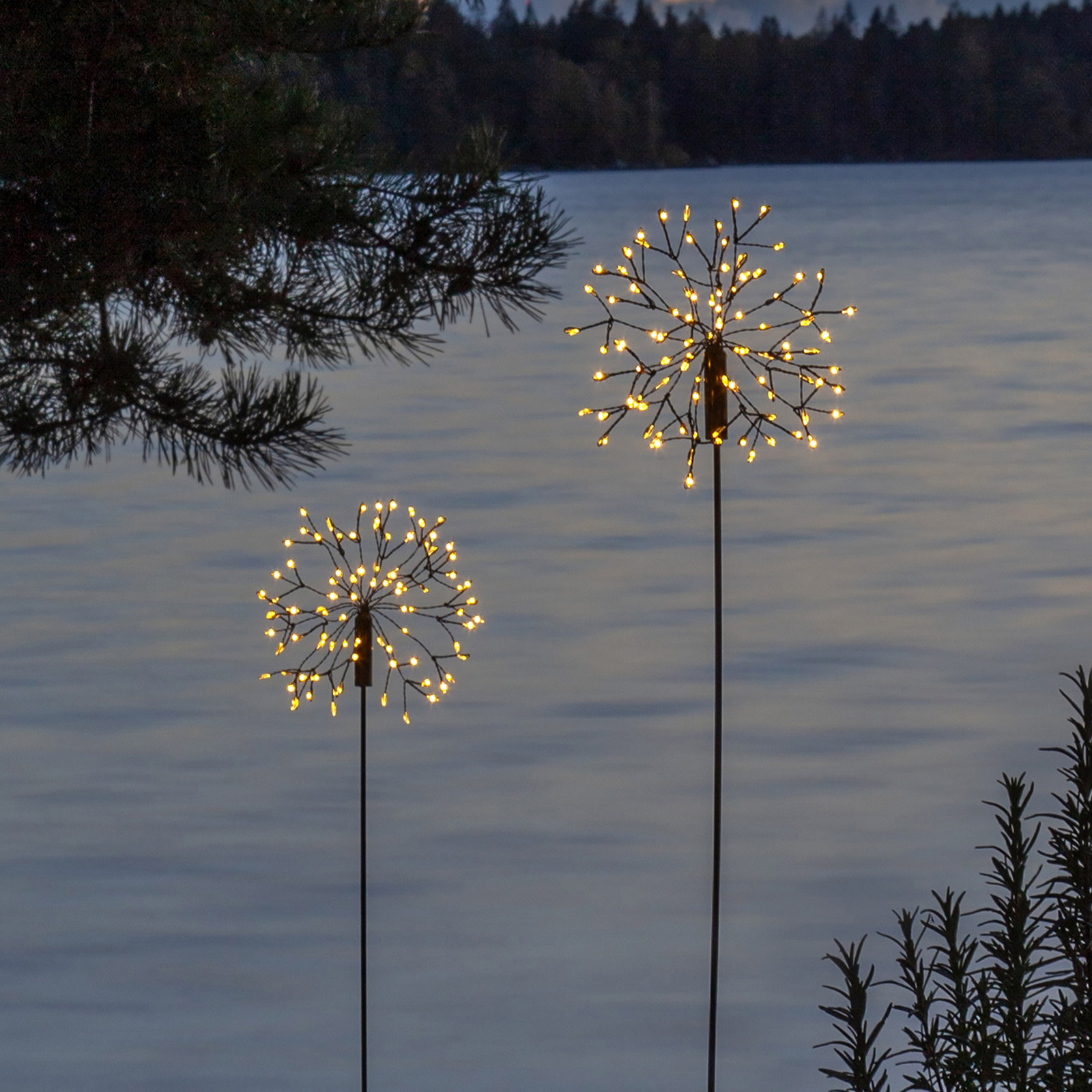 Firework LED-solcellelampe med jordspyd, 85 cm