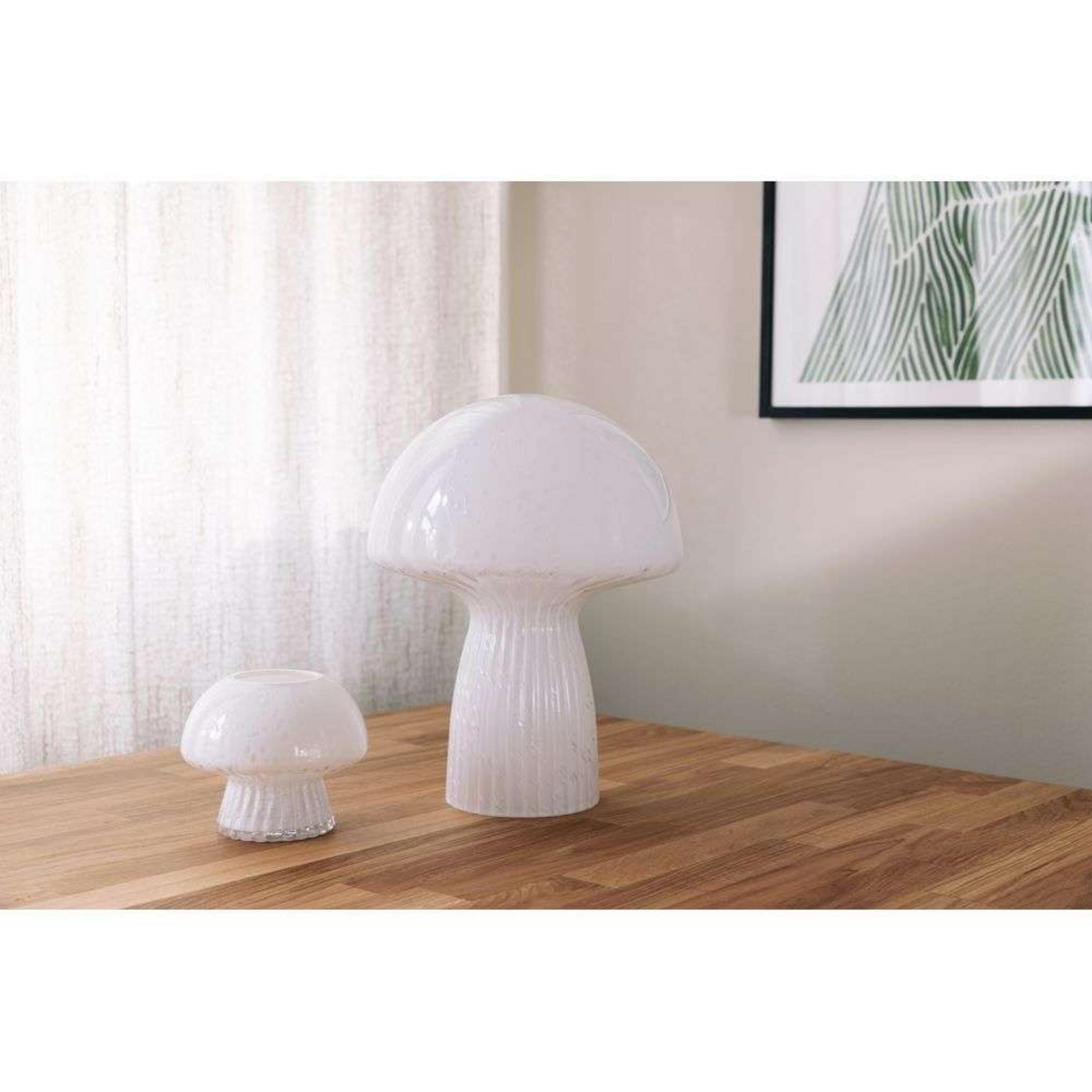 Fungo 22 Galda Lampa Special Edition Balts - Globen Lighting