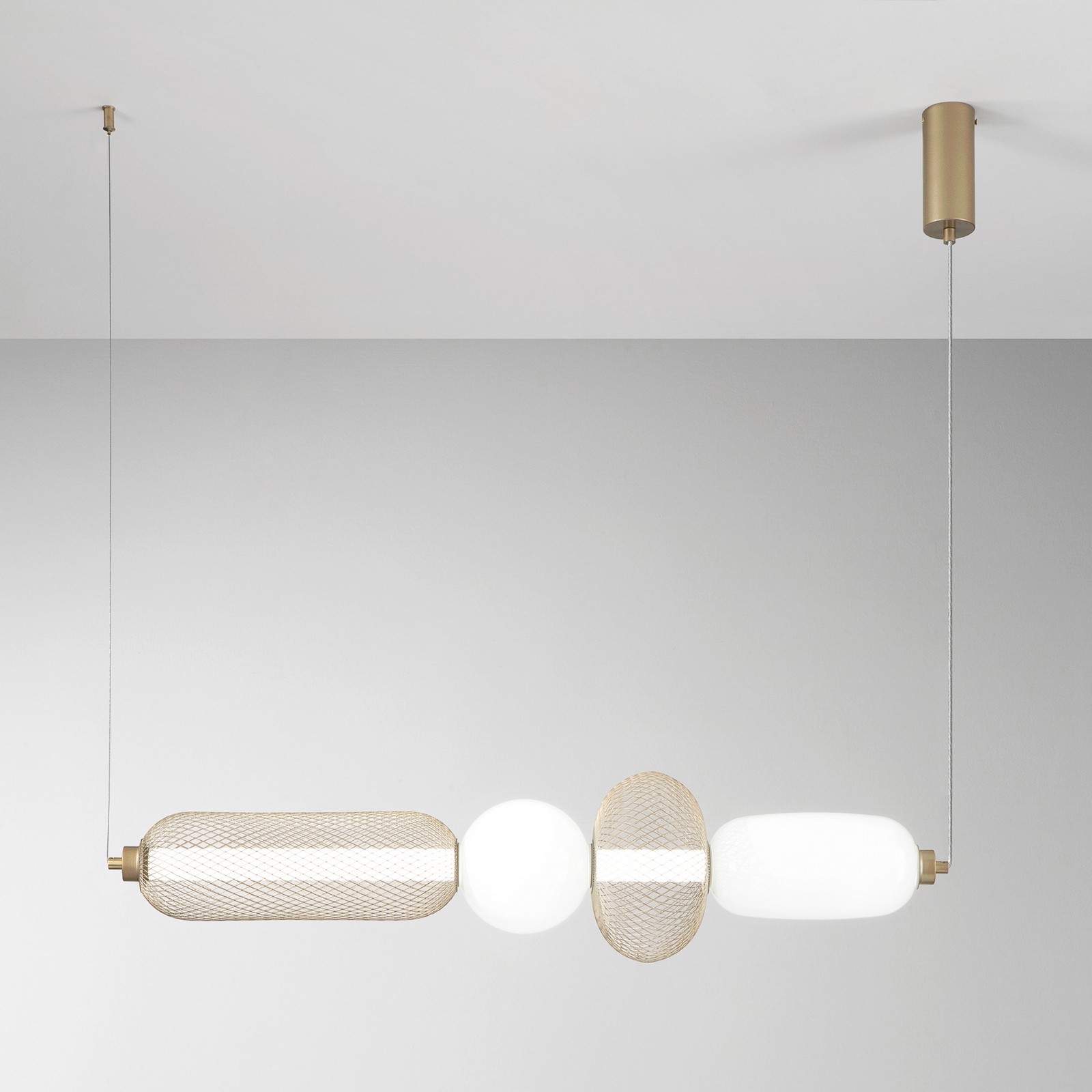 Candeeiro suspenso LED INKAS, altura 90 cm, cor dourada, vidro/metal, CCT Candeeiro suspenso LED INKAS, altura 90 cm, cor dourada, vidro/metal, CCT