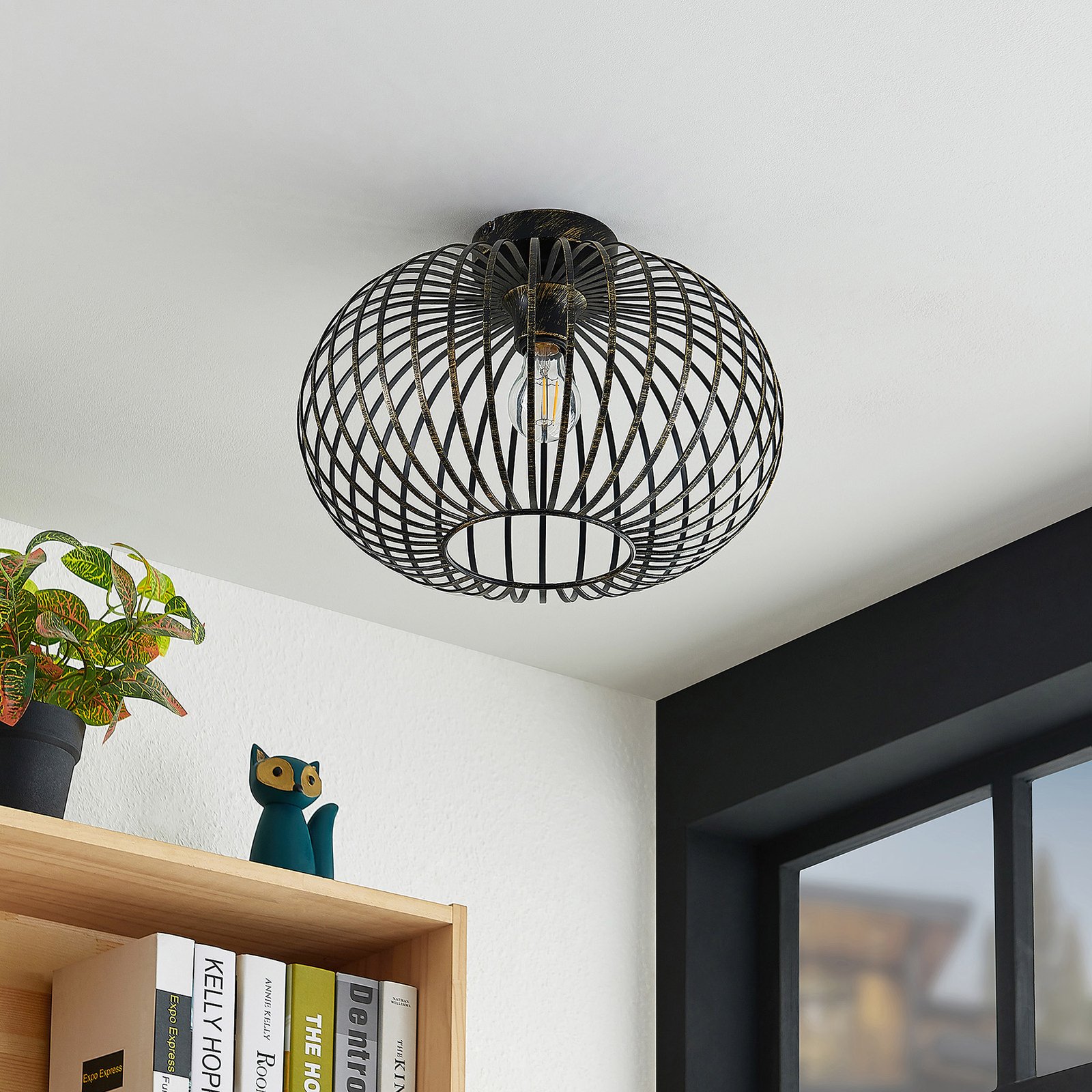 Rosalea Kattovalaisin Black/Brass - Lindby