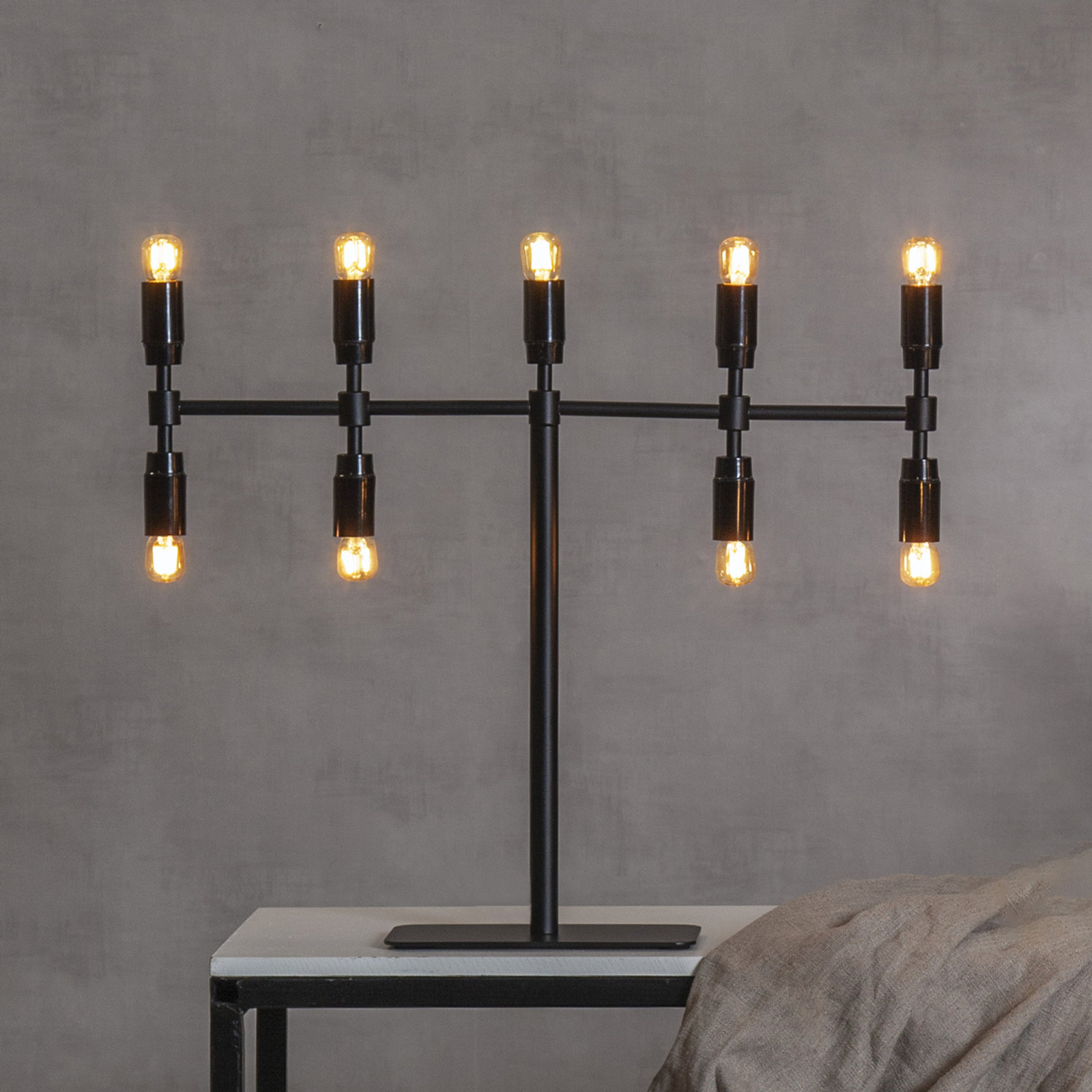 Kerzenleuchter Twice, schwarz, neunflammig, 42 cm