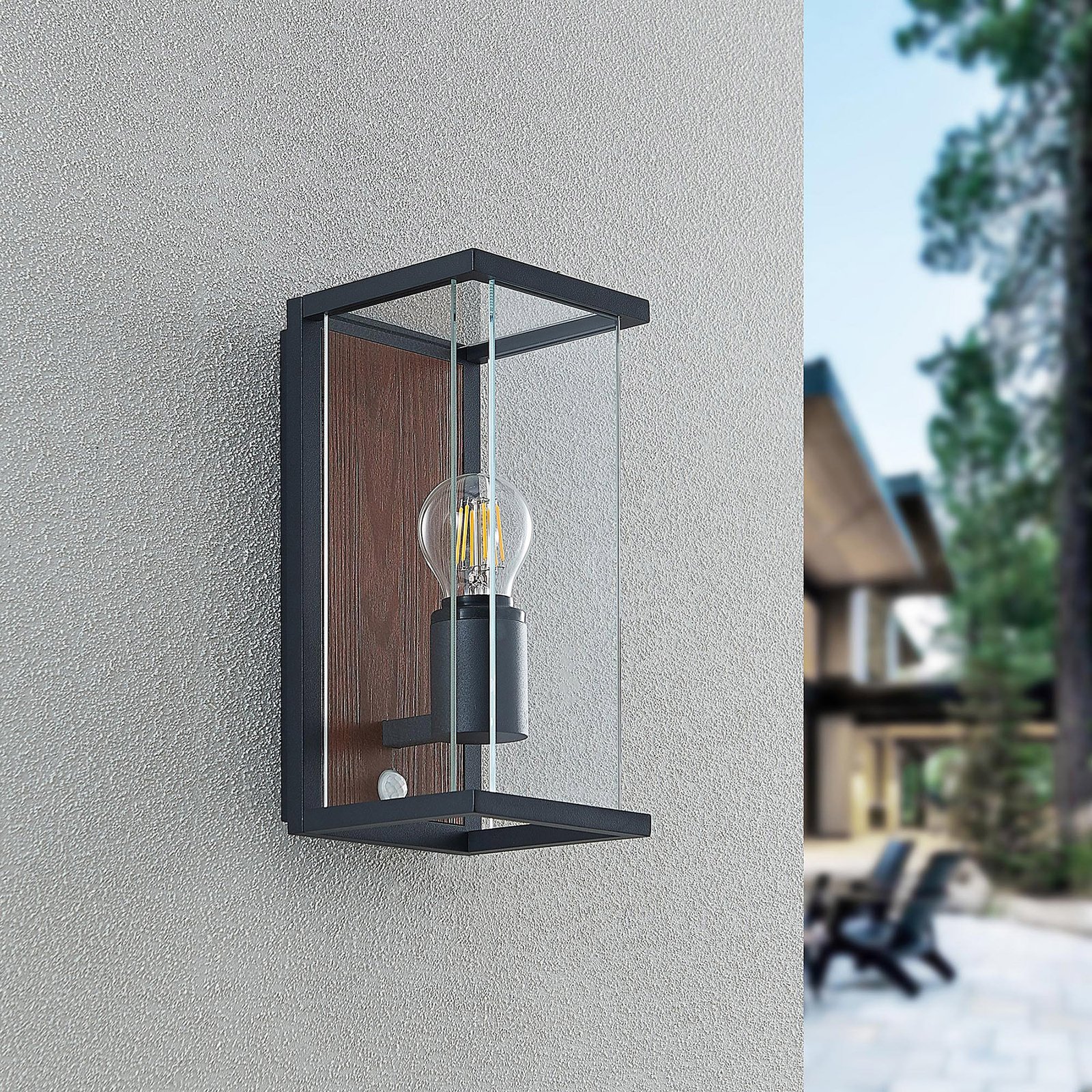 Elwin Outdoor Wall Lamp w/Sensor - Lucande