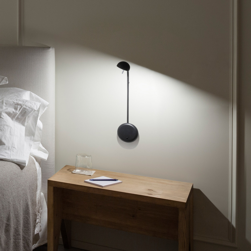Vibia Pin 1680 LED-vägglampa, svart från Vibia