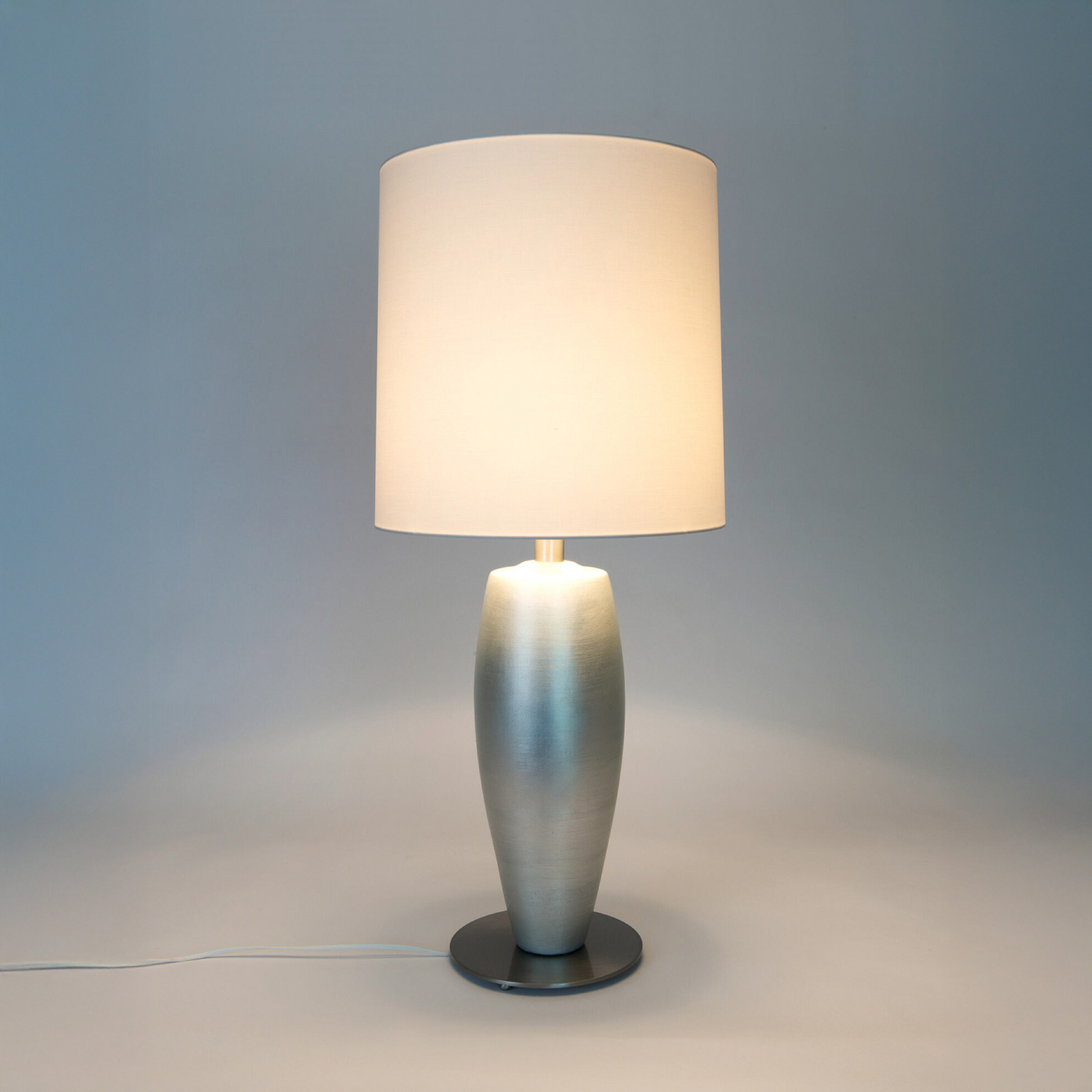 Bordlampe OMEGA SOTTILE, sølv/hvit, høyde 80 cm, keramikk, E27
