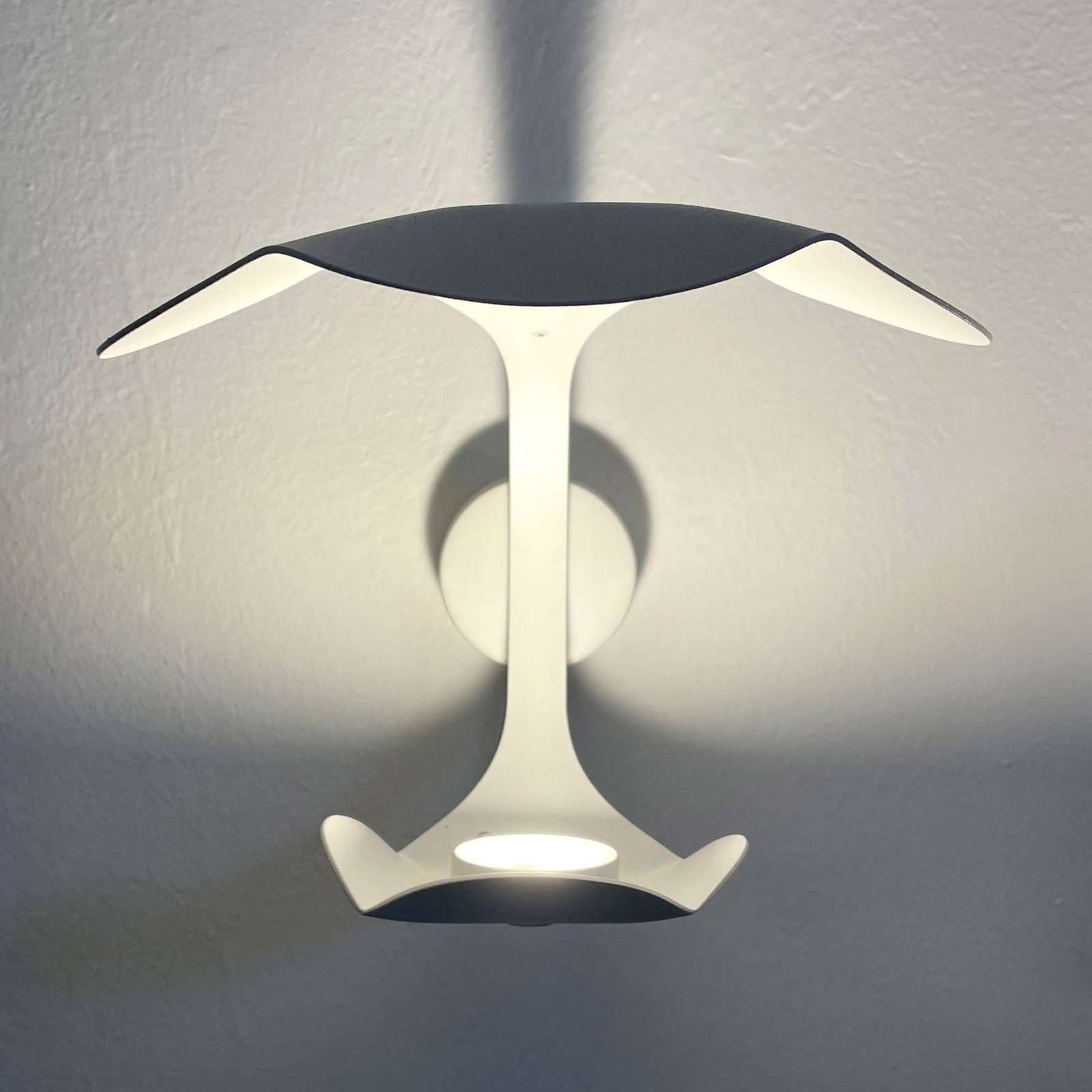Knikerboker Le Gigine LED-Wandleuchte