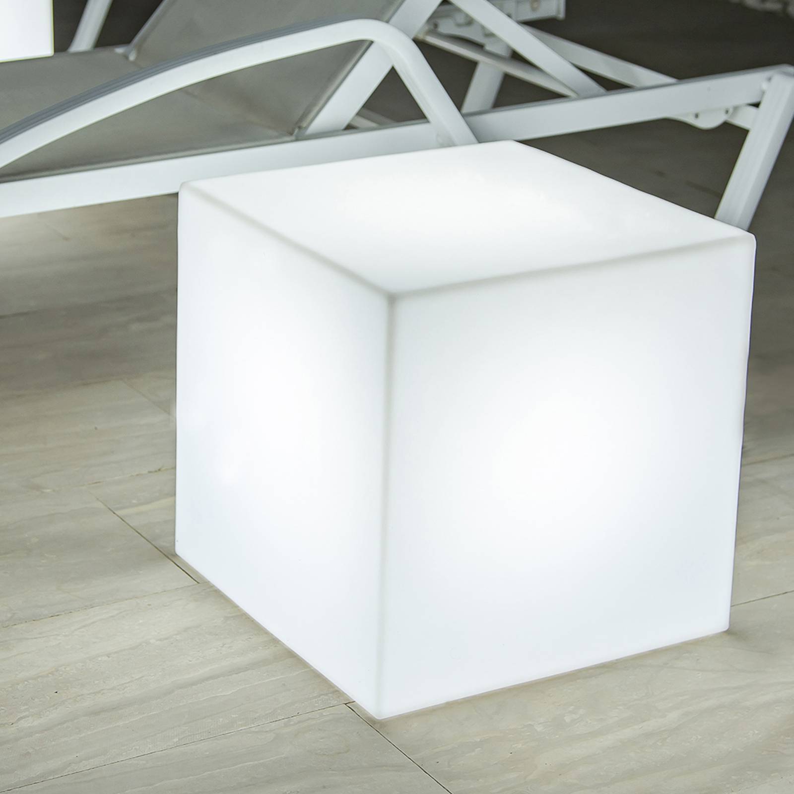 E-shop Newgarden Cuby LED dekoratívne svetlo s káblom, 40x40cm