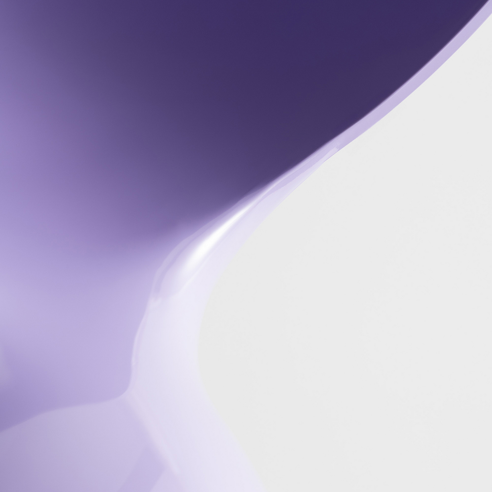 lámpara de mesa Artemide Dalú, lavanda, altura 26 cm, plástico