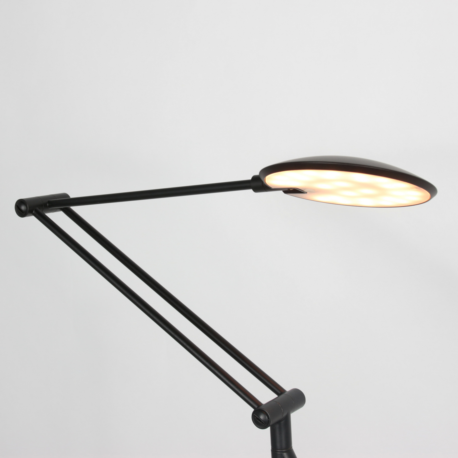 LED vloerlamp Zenith2, 1-lamp, zwart, CCT, afstandsbediening LED vloerlamp Zenith2, 1-lamp, zwart, CCT, afstandsbediening