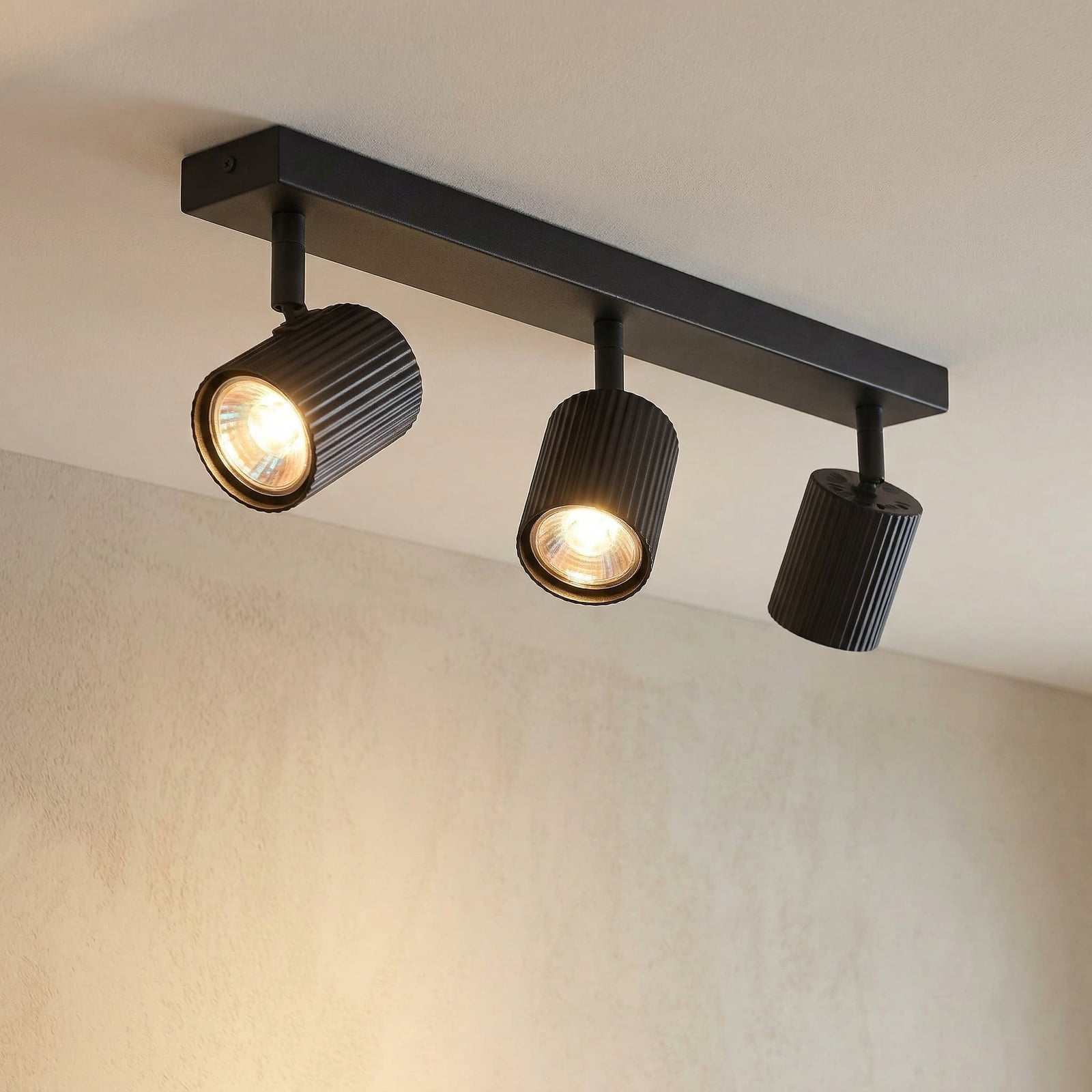 Lindby stropní bodové osvětlení Kardis, tmavě šedá, 3-křídlá, kov, GU10