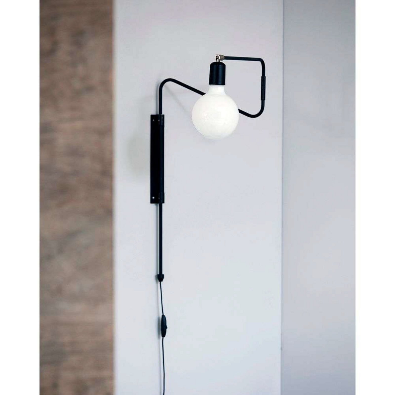 Swing Aplique de Pared 35cm Negro - House Doctor