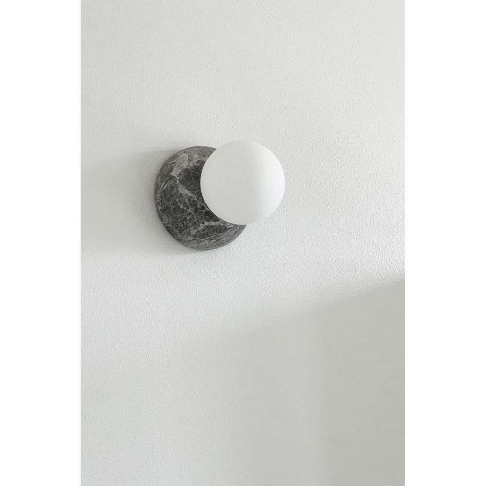 Torrano Wall-/Ceiling Lamp IP44 Grey - Globen Lighting