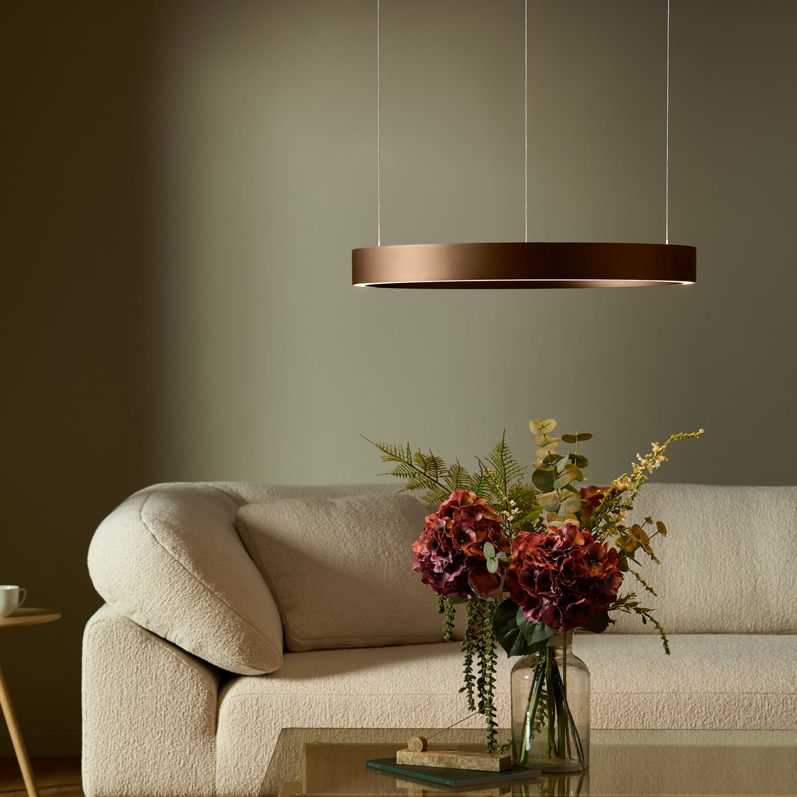 Velora LED-hængelampe, karamellbrun, Ø 60 cm, dæmpbar – LOOM DESIGN Velora LED-hængelampe, karamellbrun, Ø 60 cm, dæmpbar – LOOM DESIGN
