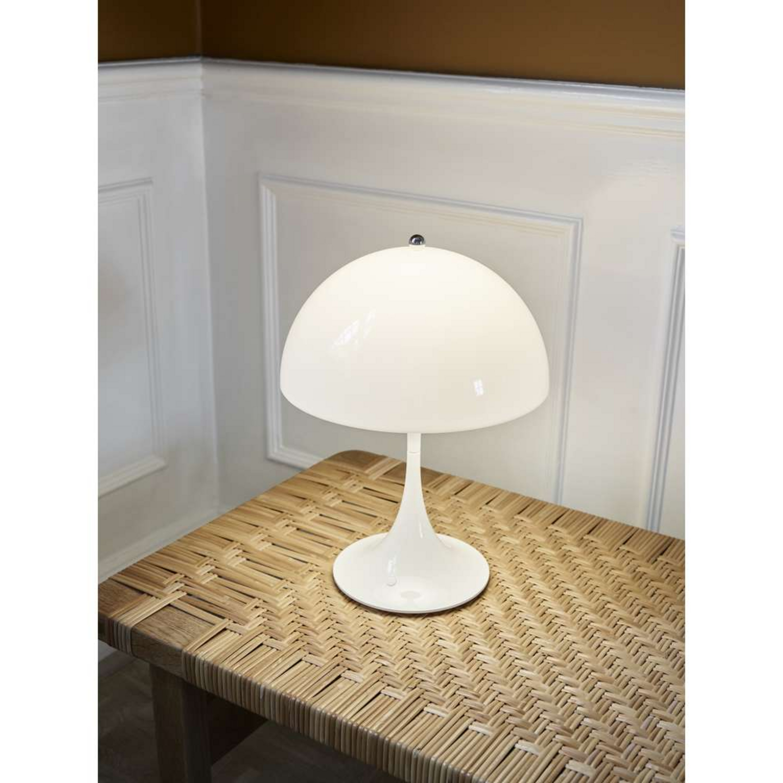 Panthella 250 Portable Table Lamp Opal - Louis Poulsen