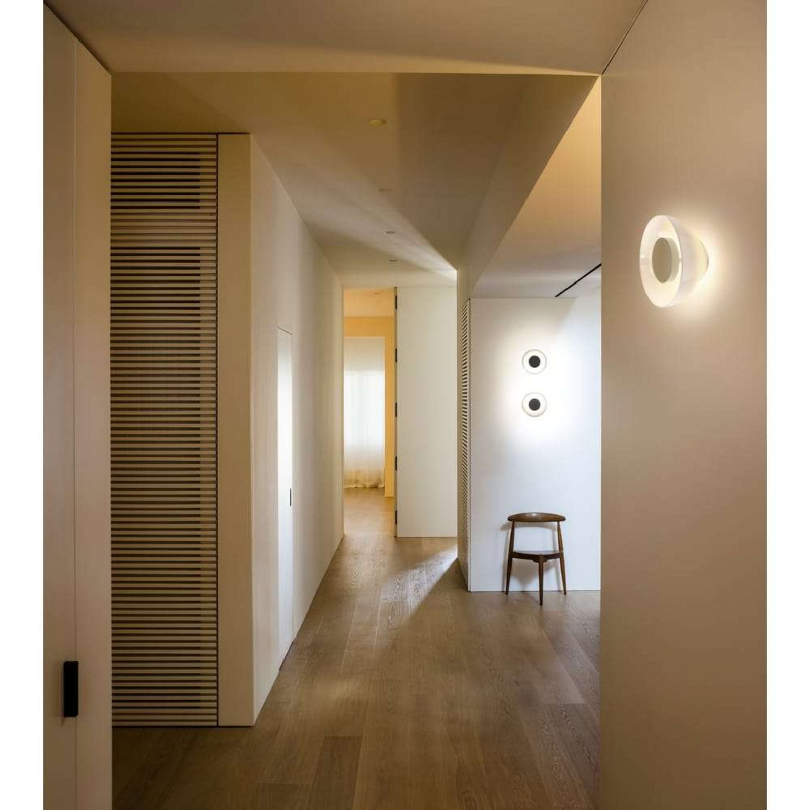 MARSET LED стенна лампа Aura, Ø 18 cm, On/Off, опал MARSET LED стенна лампа Aura, Ø 18 cm, On/Off, опал