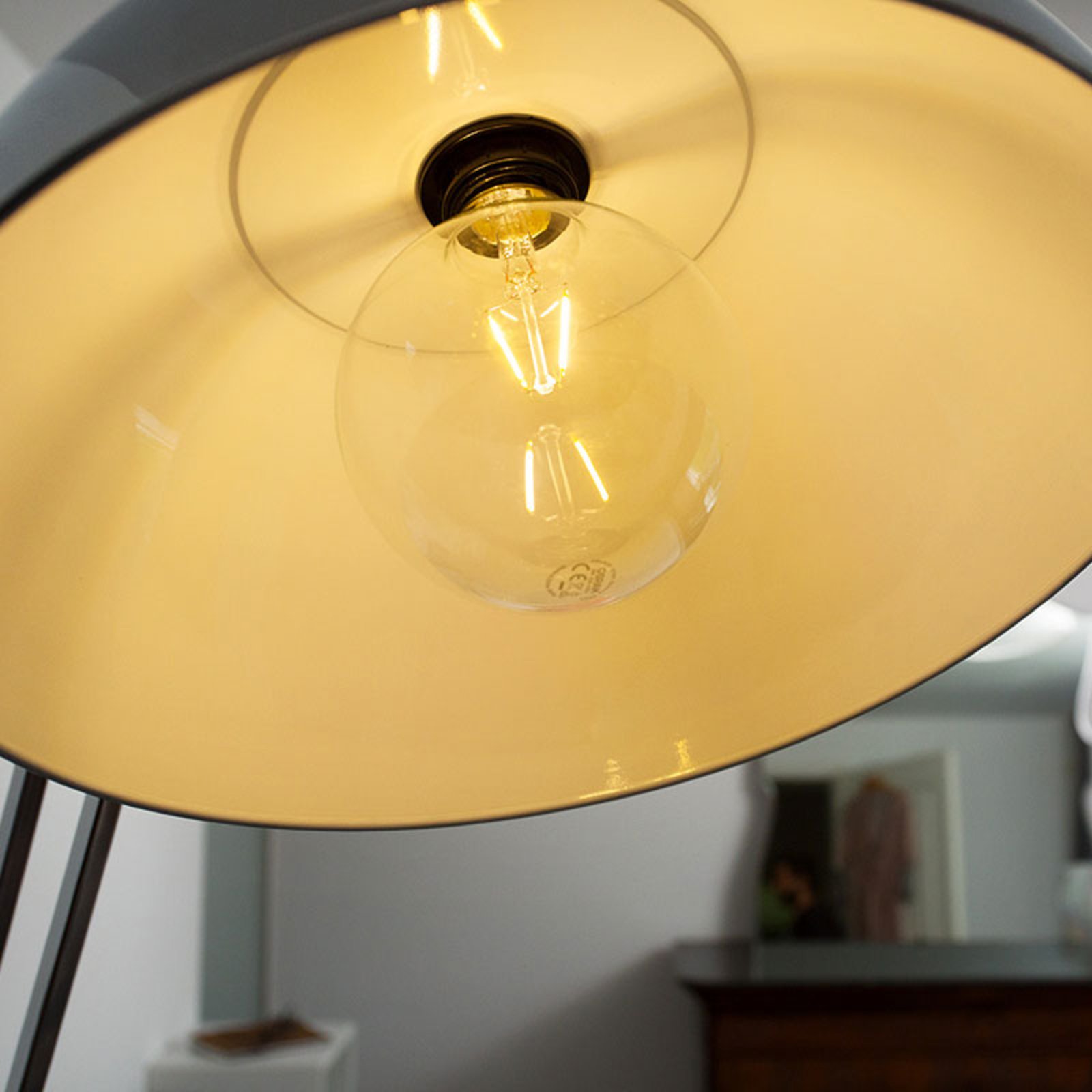 LED-Globelampe E27 2,5W 827 Retrofit