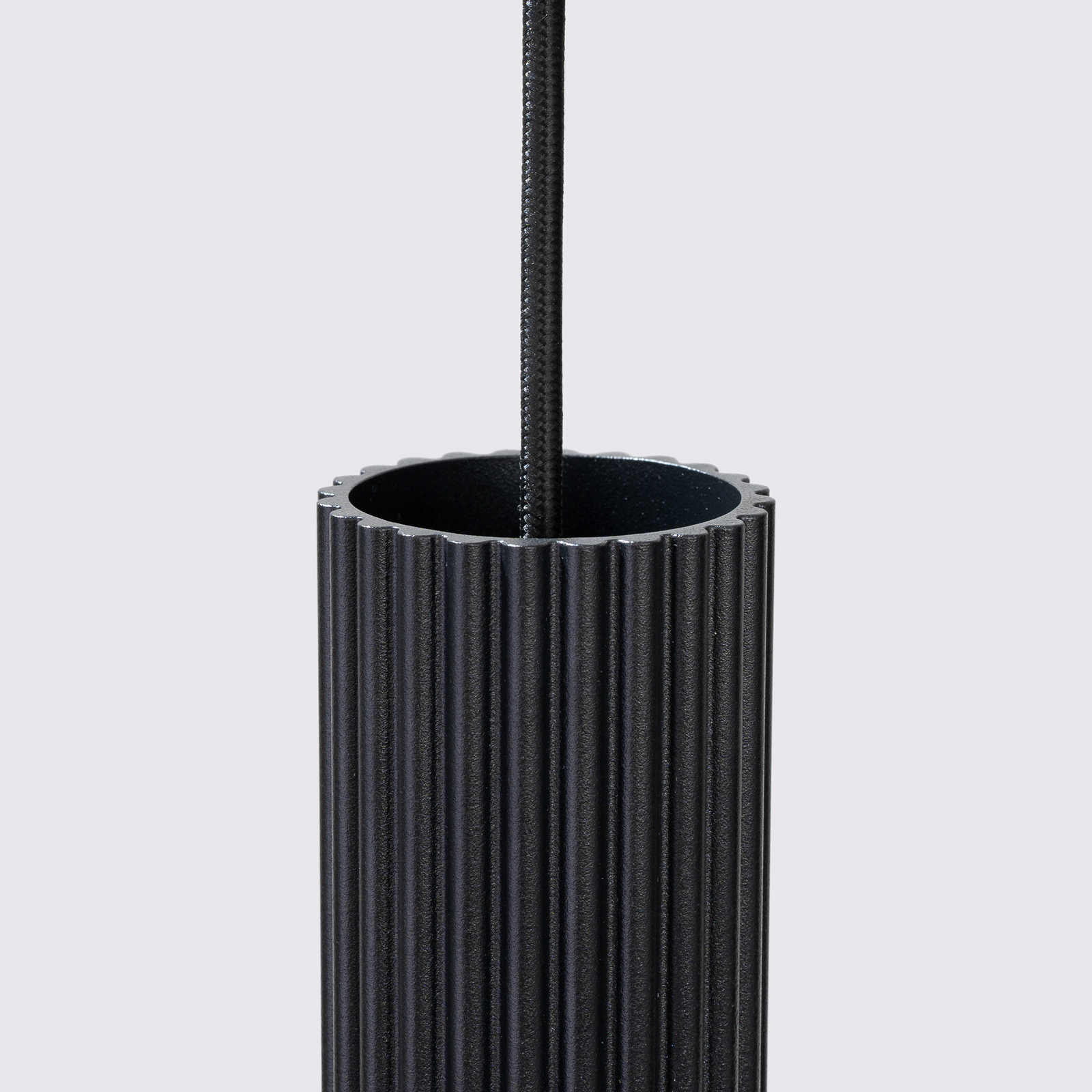 Závěsná lampa Carbon, černá, Ø 6 cm, hliník