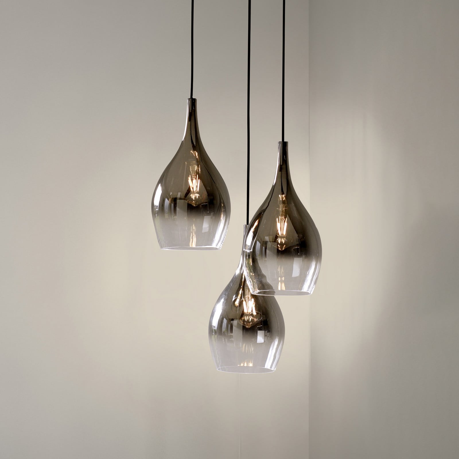 Paul Neuhaus viseća lampa Pilua, dimno siva, staklo, 30 cm, 3 svjetla. - Dnevni boravak/blagovaonica - Moderan - dimno siva, krom