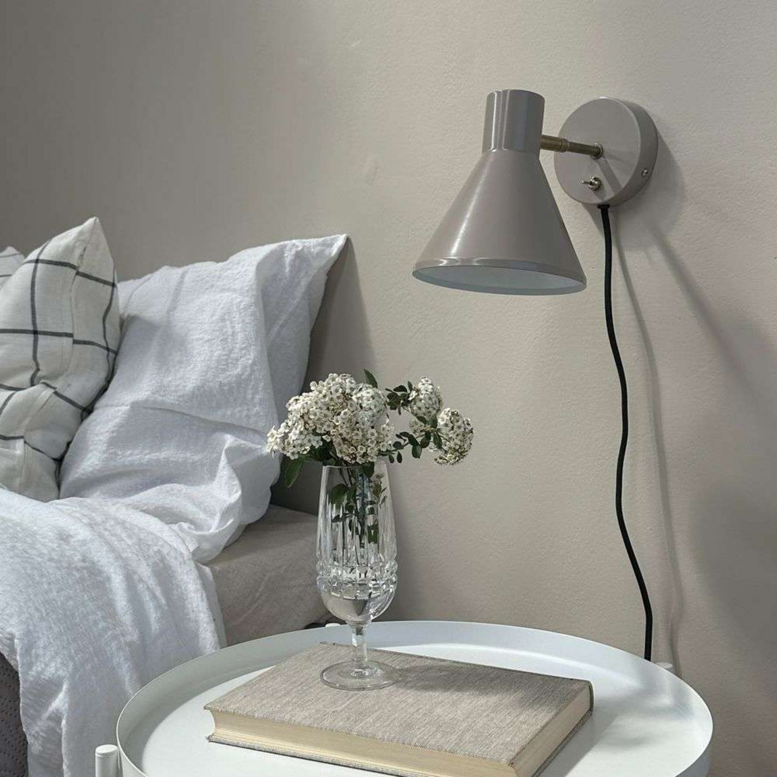 Sleep Wall Lamp Brown - DybergLarsen